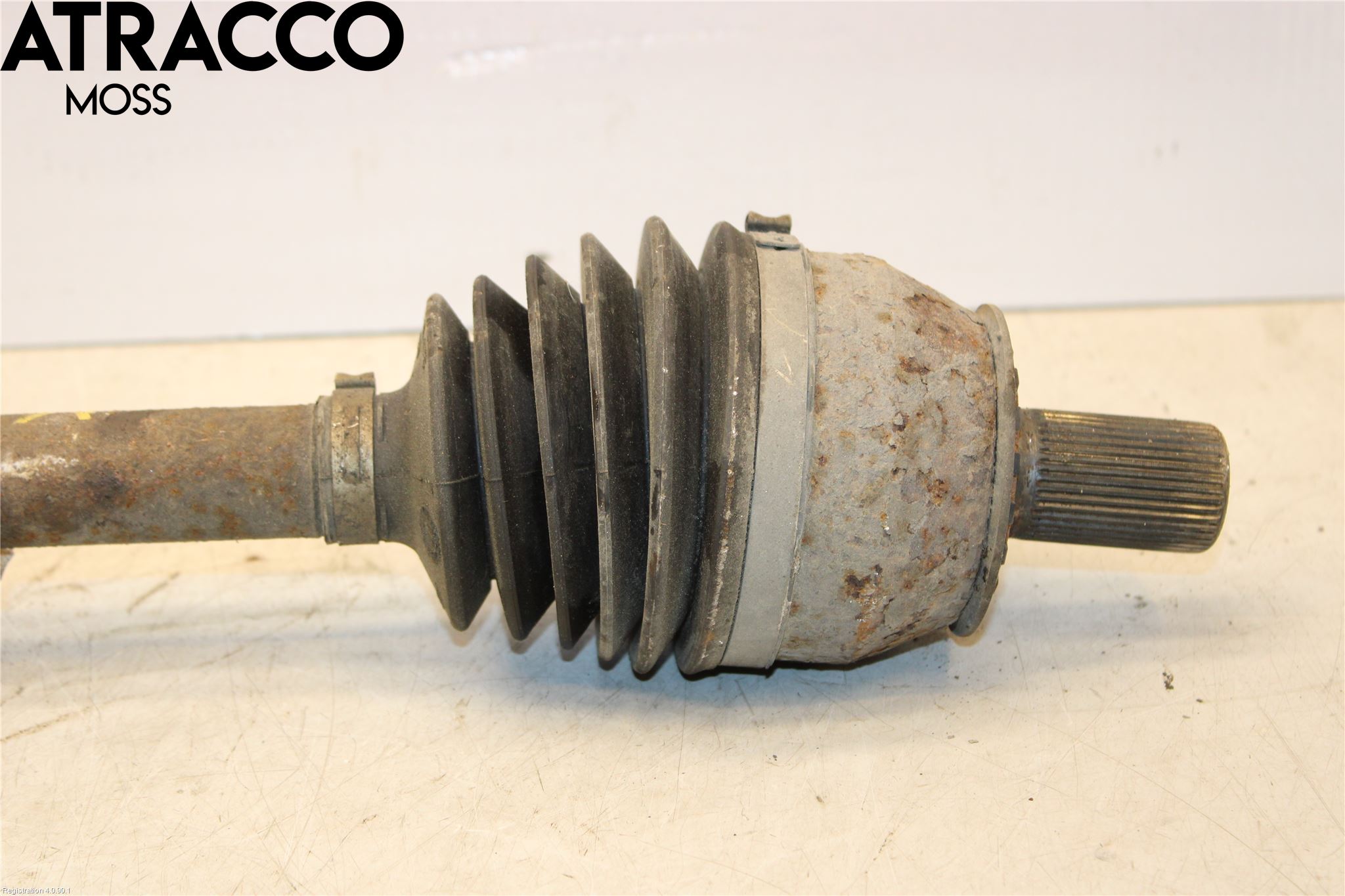 Volvo V70 08-13 Drivaxel Fram Vänster