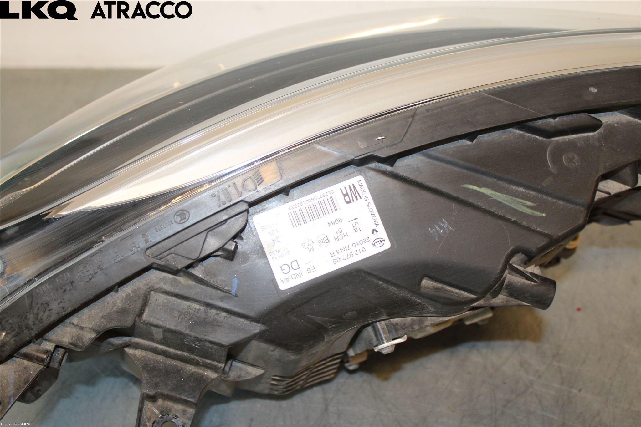 Renault CAPTUR 13-19 Strålkastare Höger