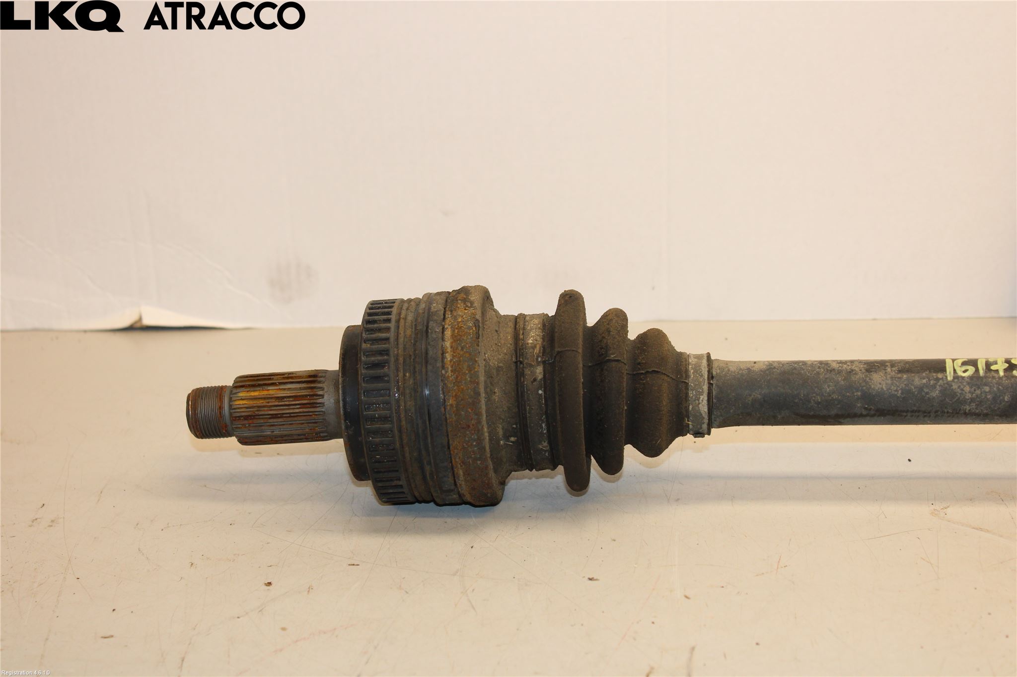 BMW Z3 E36/6    94-02 Drivaxel Bak Vänster