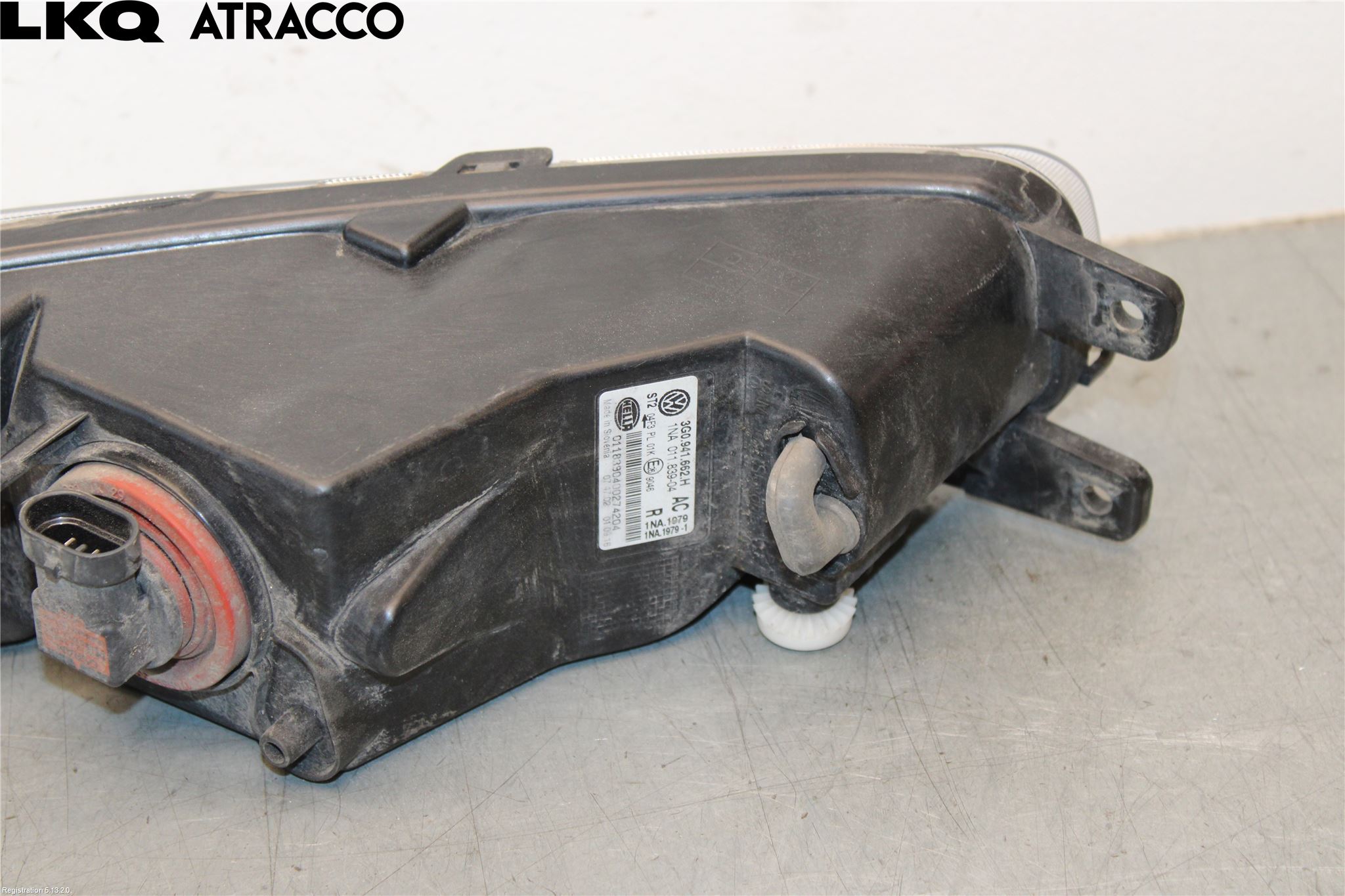 Volkswagen VW PASSAT 15-19 Dimljus-Varselljus Fram