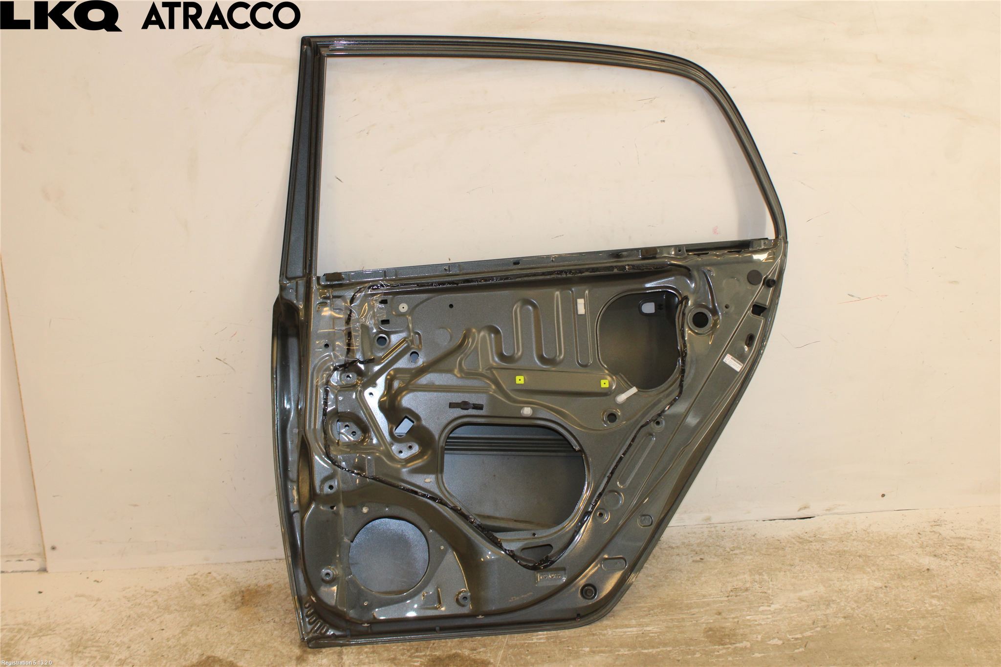 Toyota COROLLA 02-07 Dörr Bak Höger