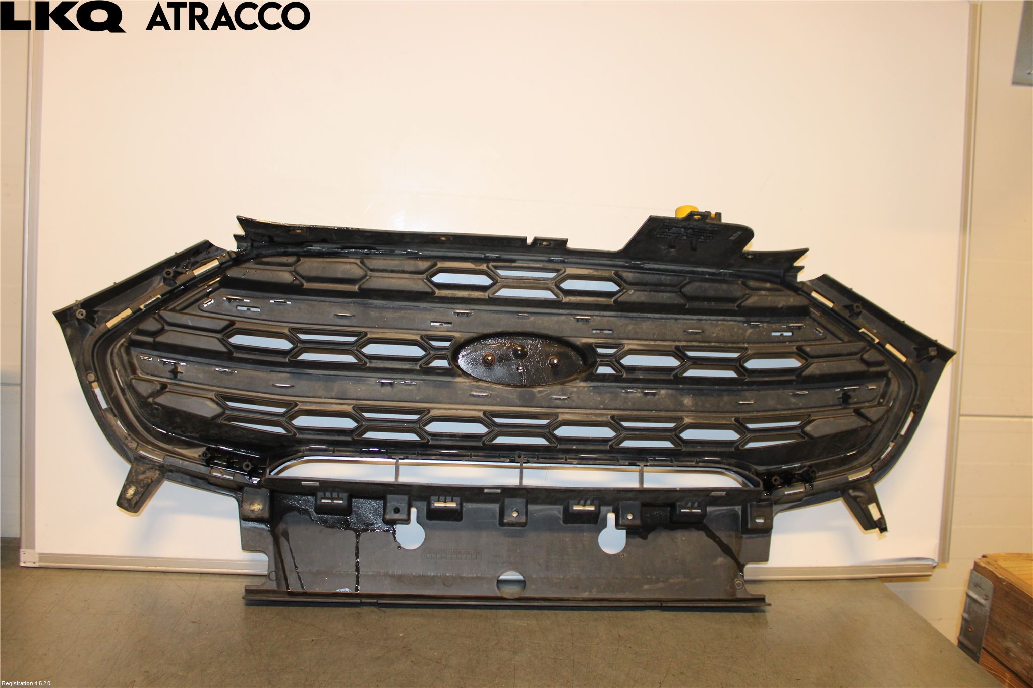 Ford ECOSPORT 17- Grill Komp