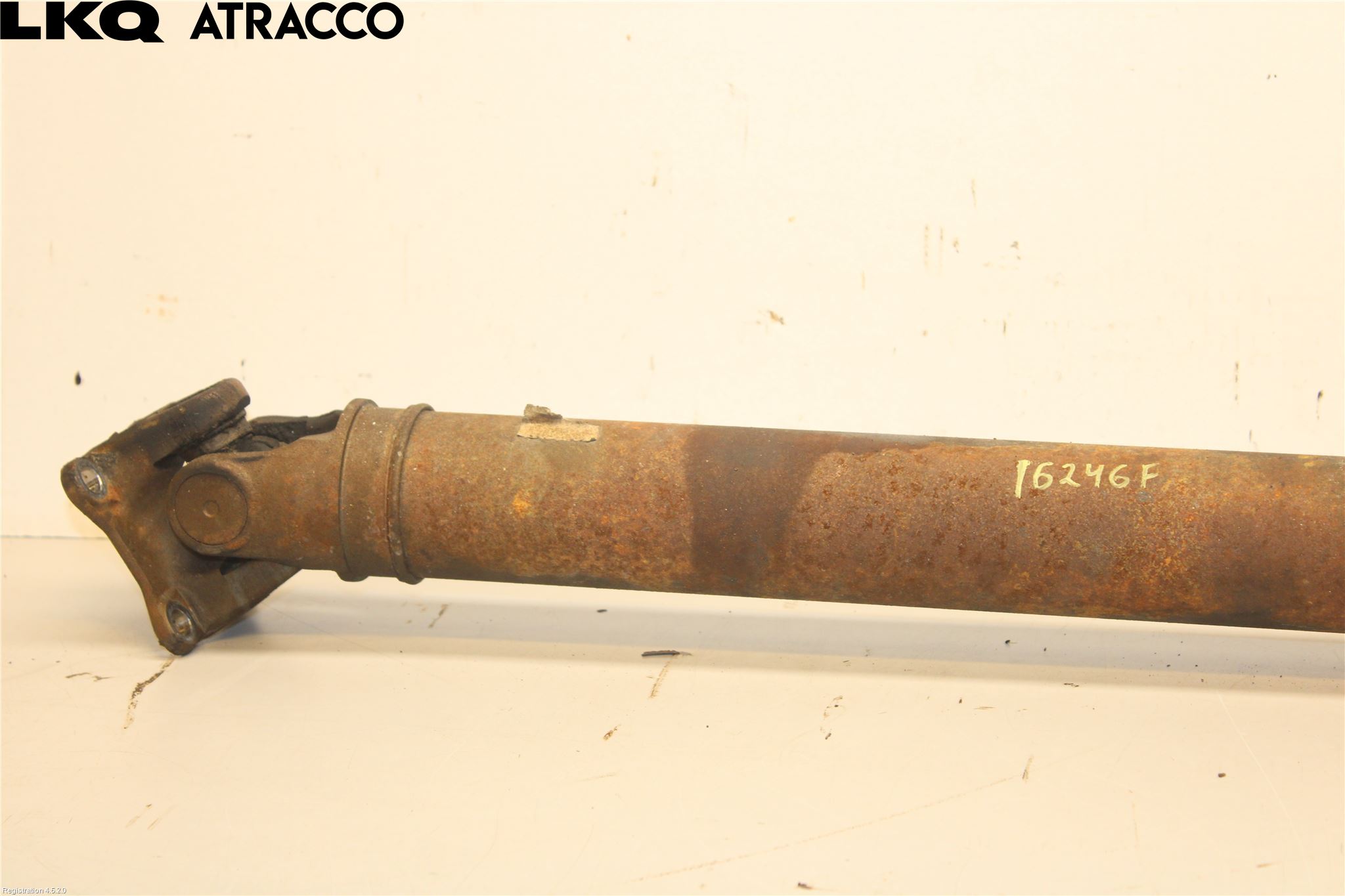 Toyota LANDCRUISER J150 10-23 Mellanaxel Främre
