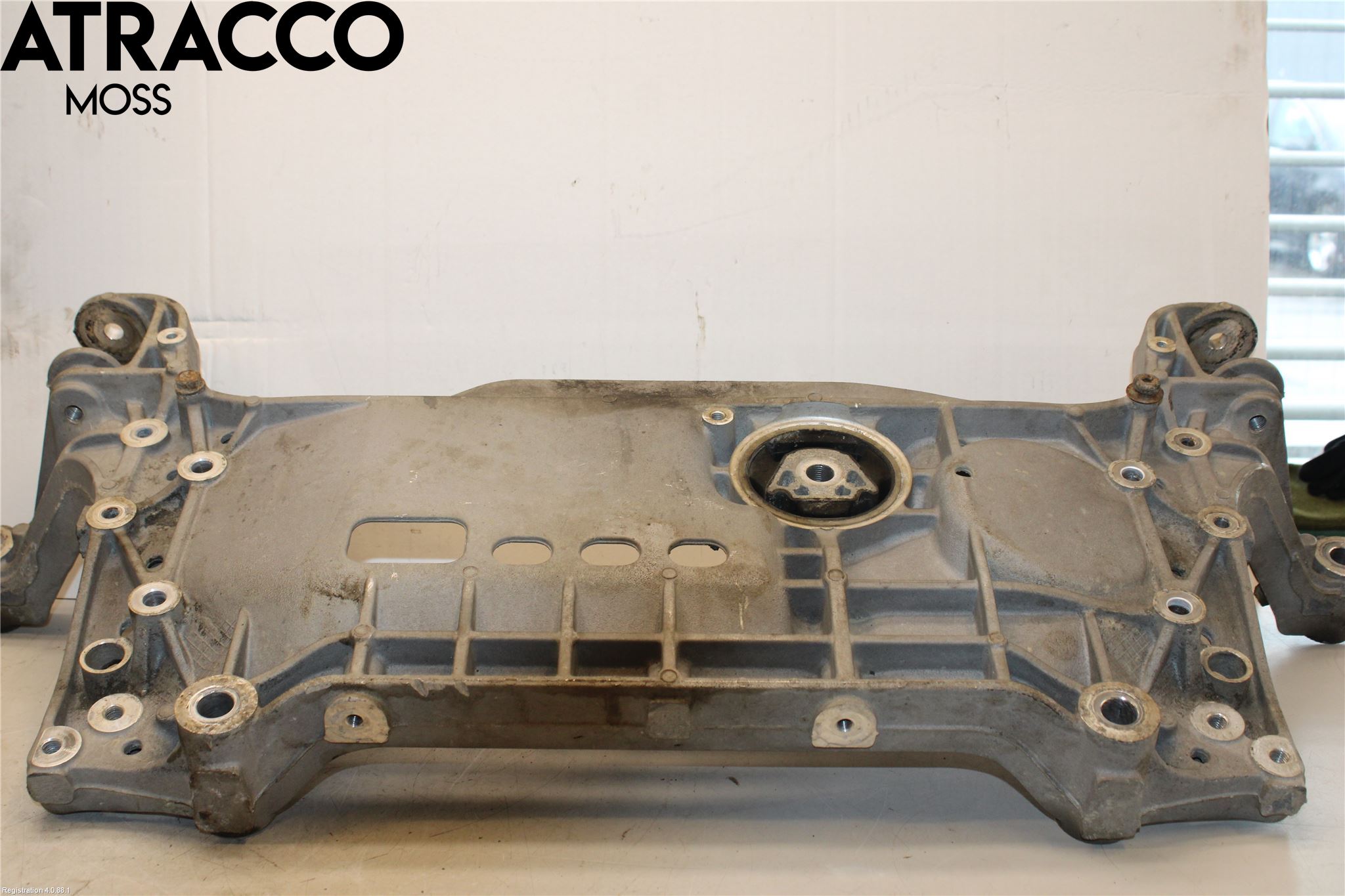 Volkswagen VW TIGUAN 07-16 Framvagn Fäste-Kudde