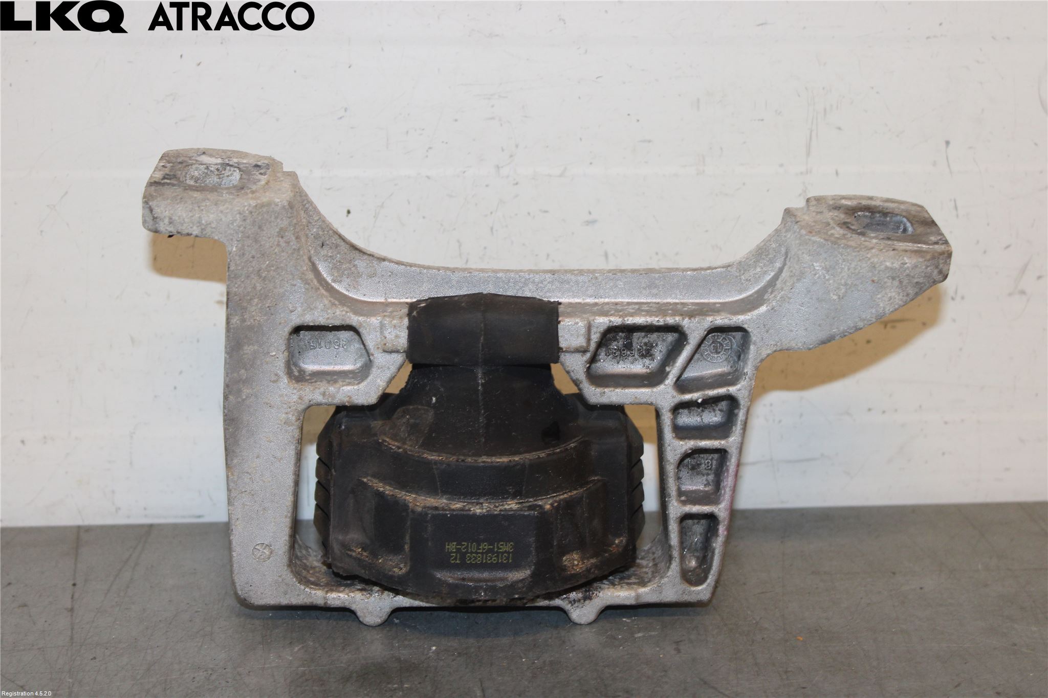 Volvo V40 12-19 Motorfäste