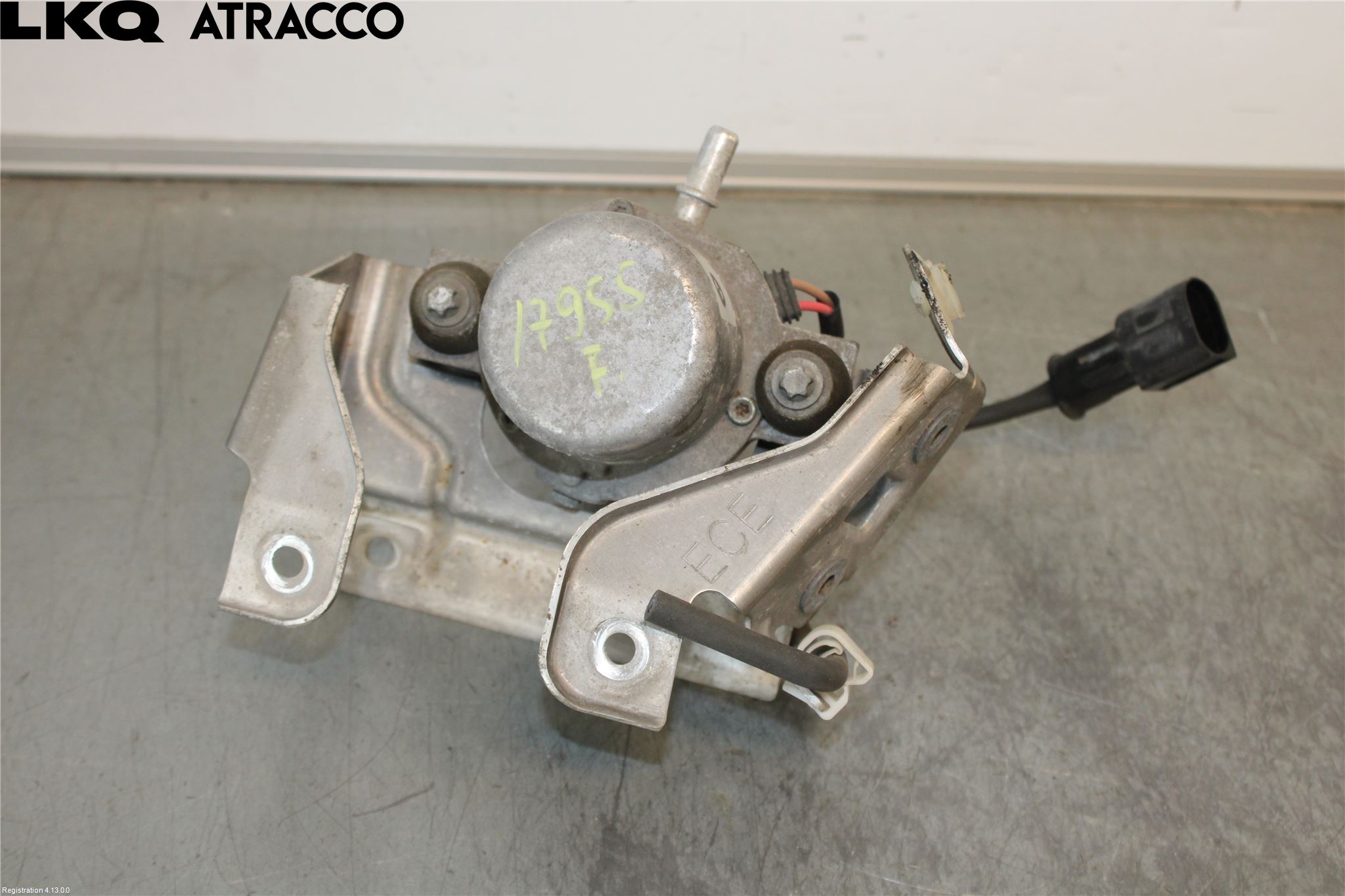 BMW 3 F30/F31/F80 12-19 Vakuumpump