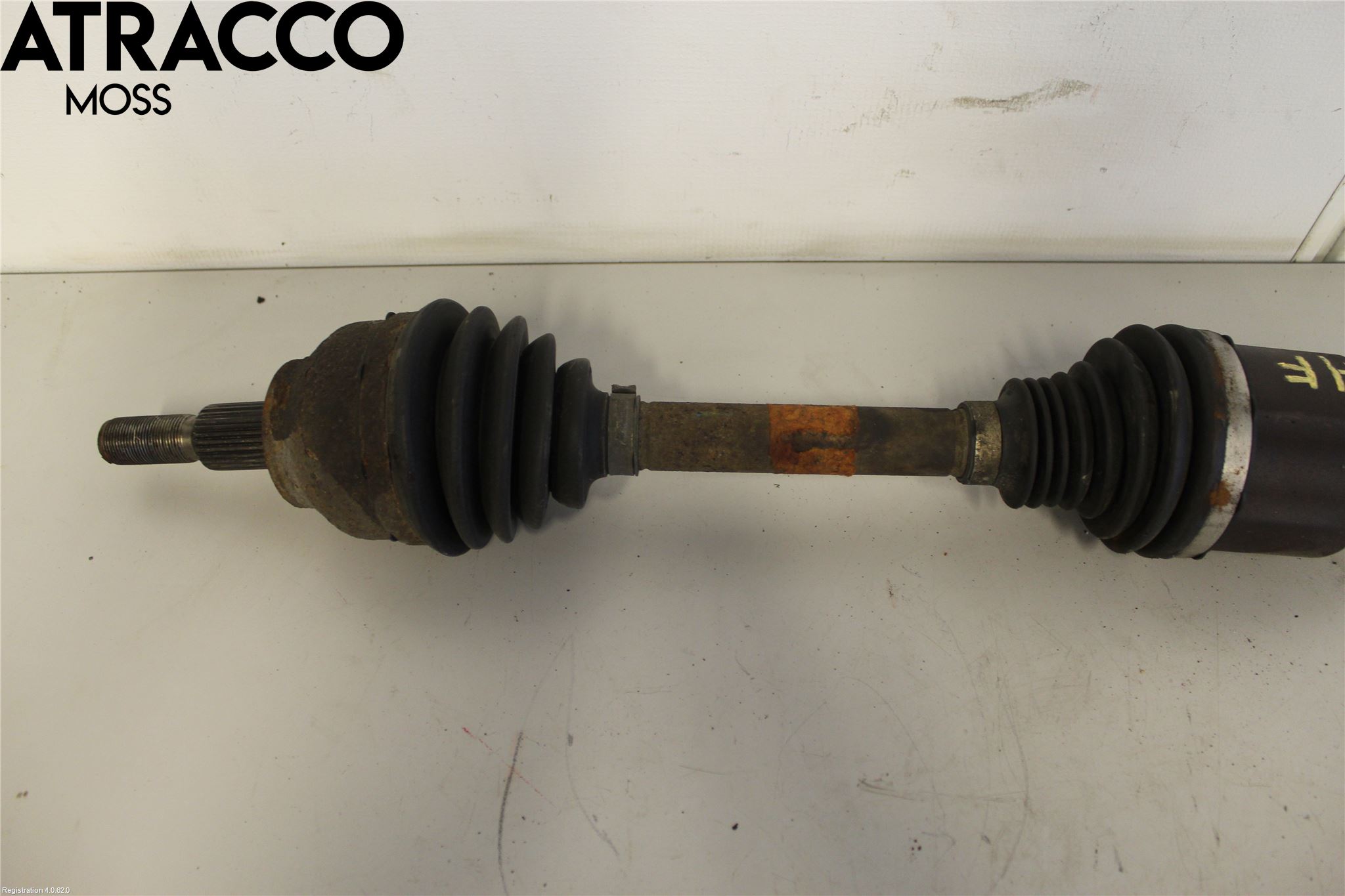 Ford FOCUS 15-18 Drivaxel Fram Höger
