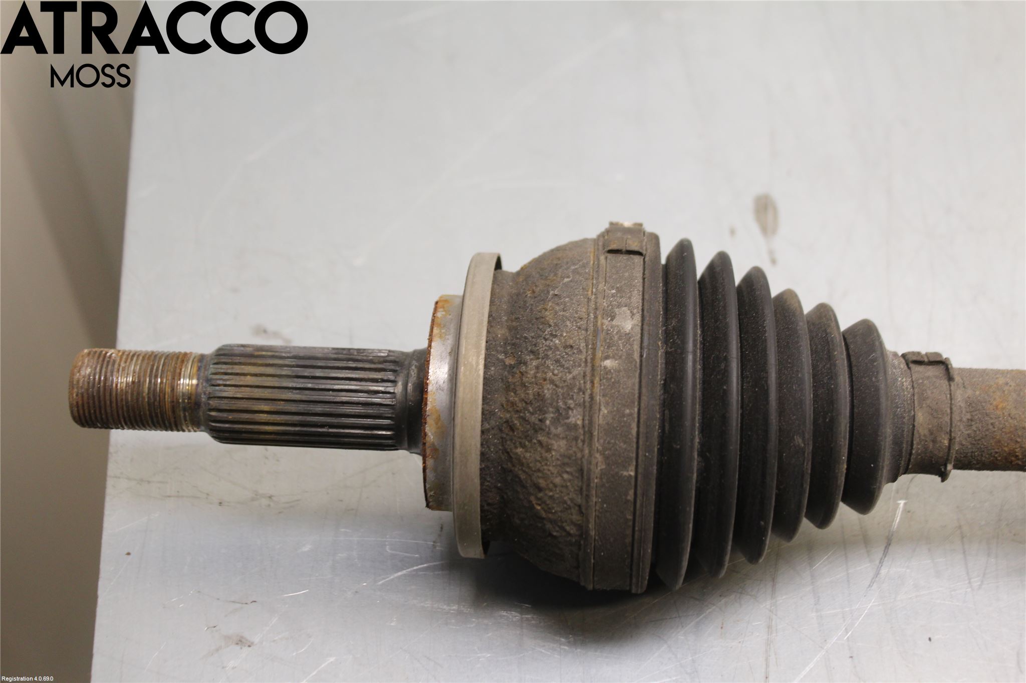 Toyota PRIUS ZVW30 09-20 Drivaxel Fram Höger