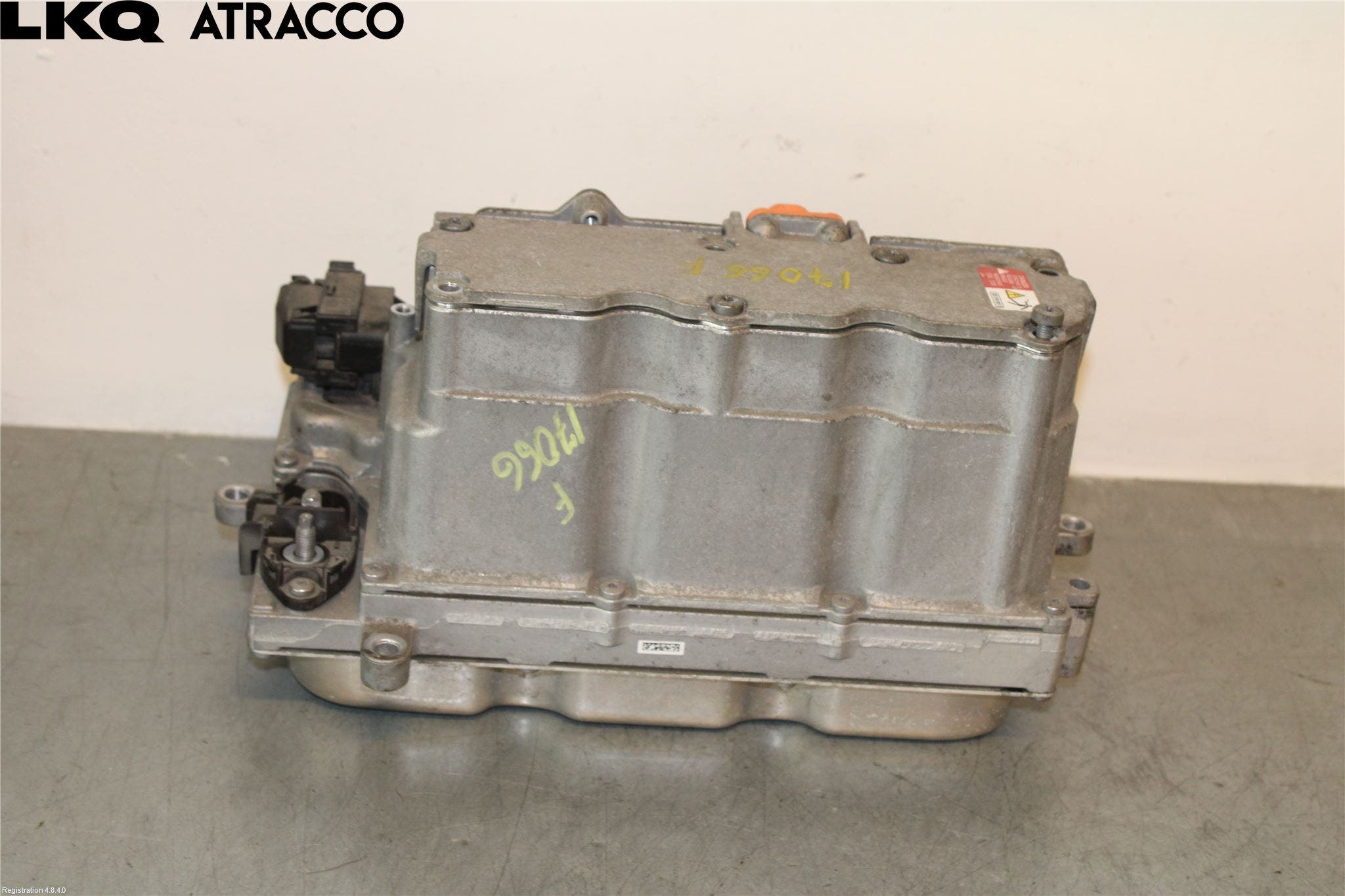 Volkswagen VW GOLF / E-GOLF VII 13-20 Batteriladdare Högspänning