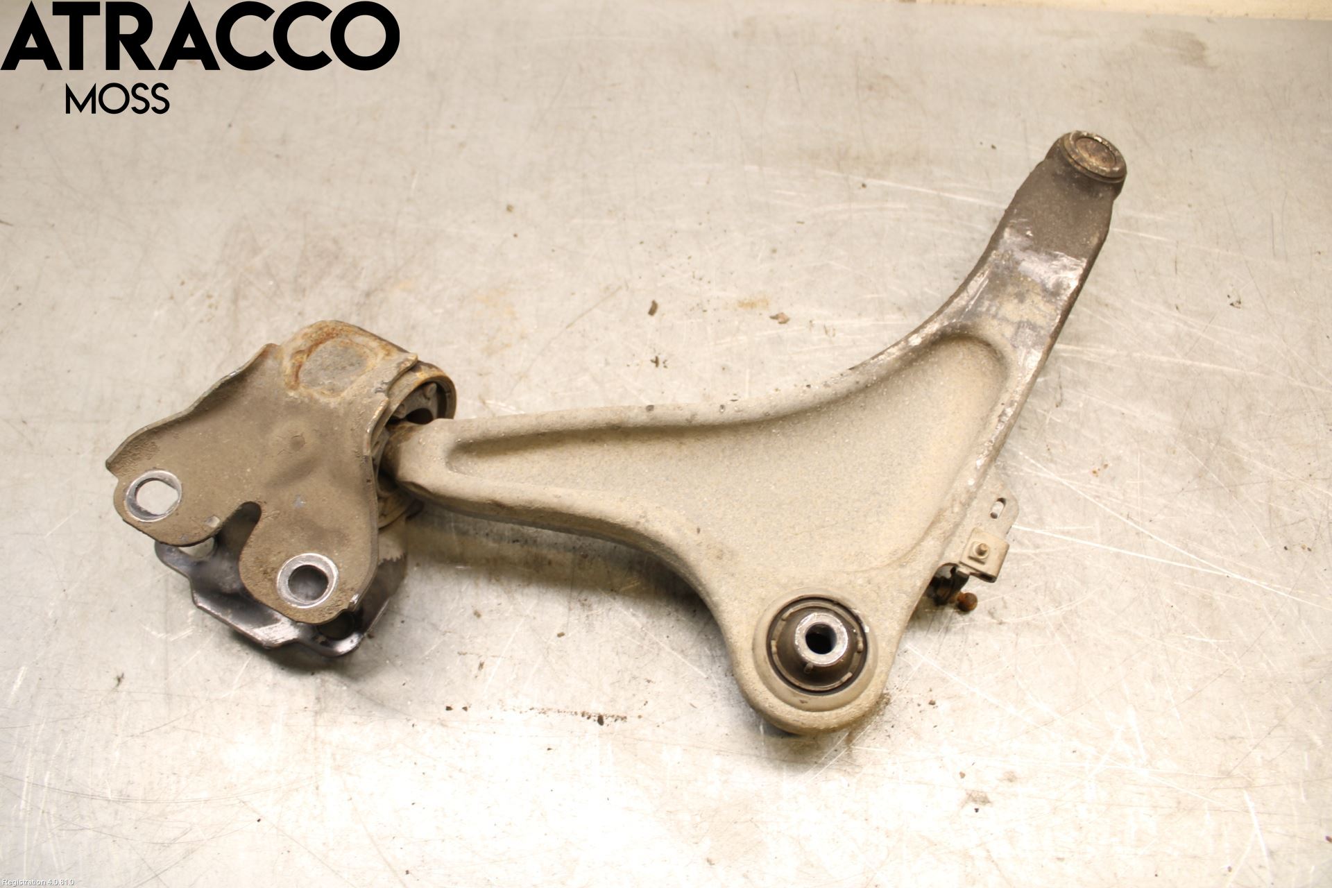 Volvo V60 11-13 Bärarm Fram Undre Hö