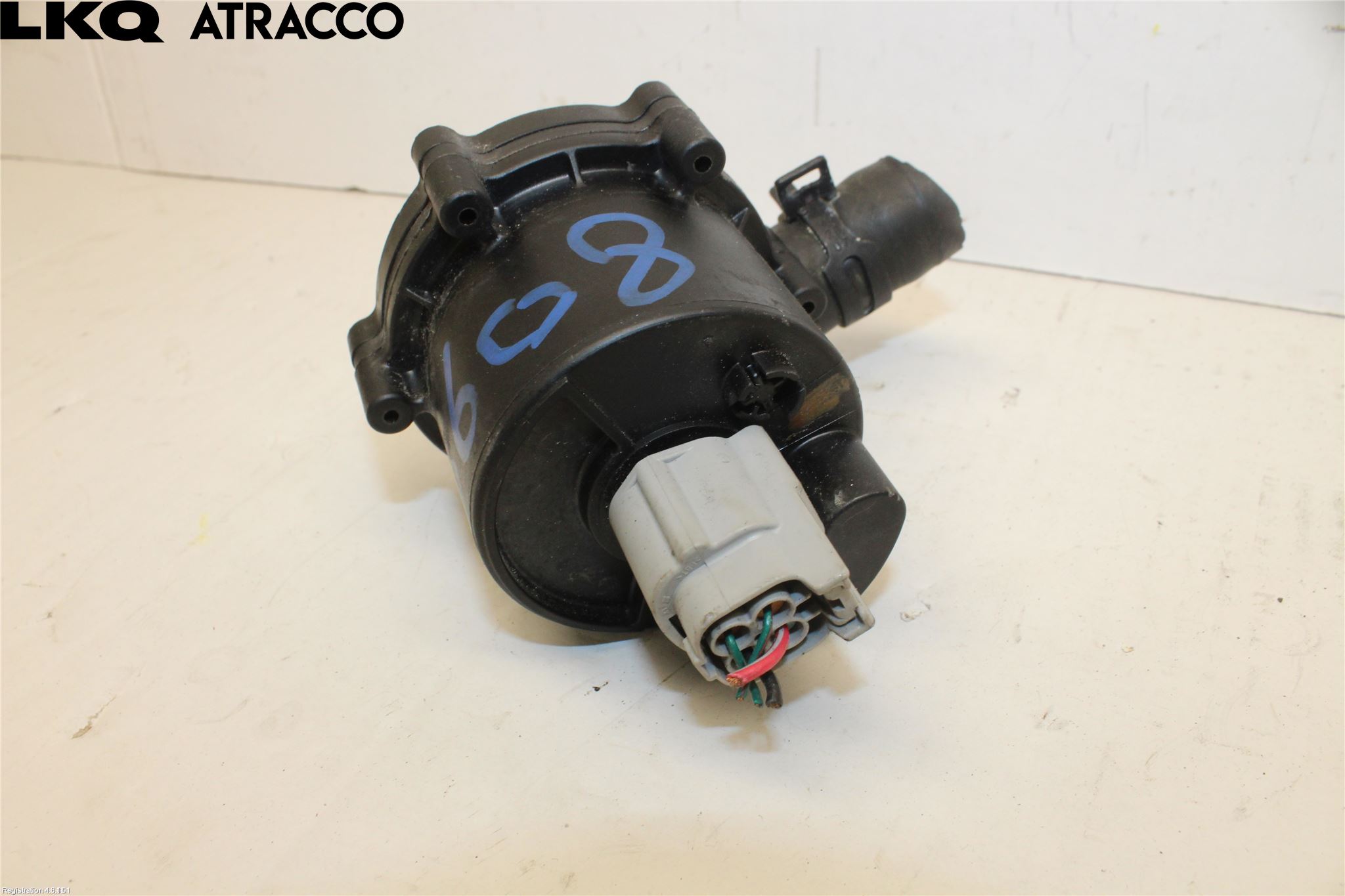 Tesla MODEL S 13- Vattenpump