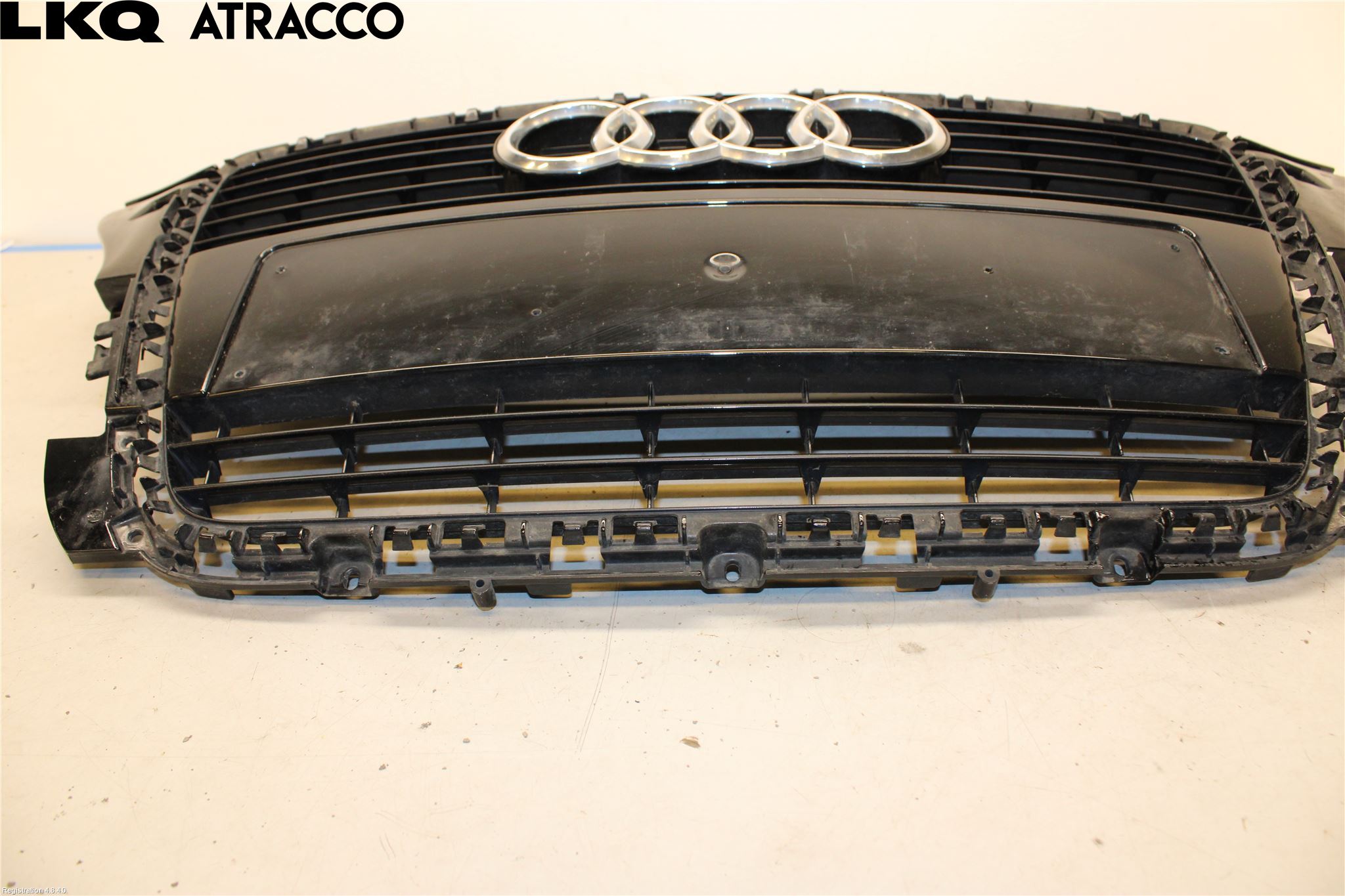 Audi A3/S3 05-13 Grill Komp