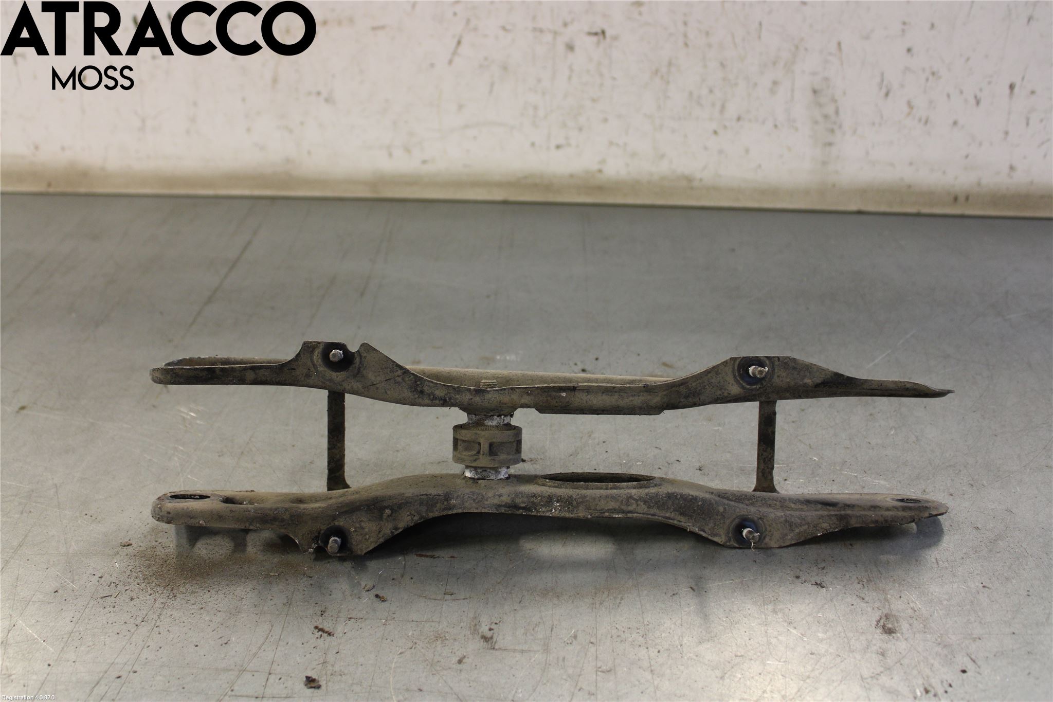 BMW 5 G30/G31/F90 17-23 Bärarm Bak Höger