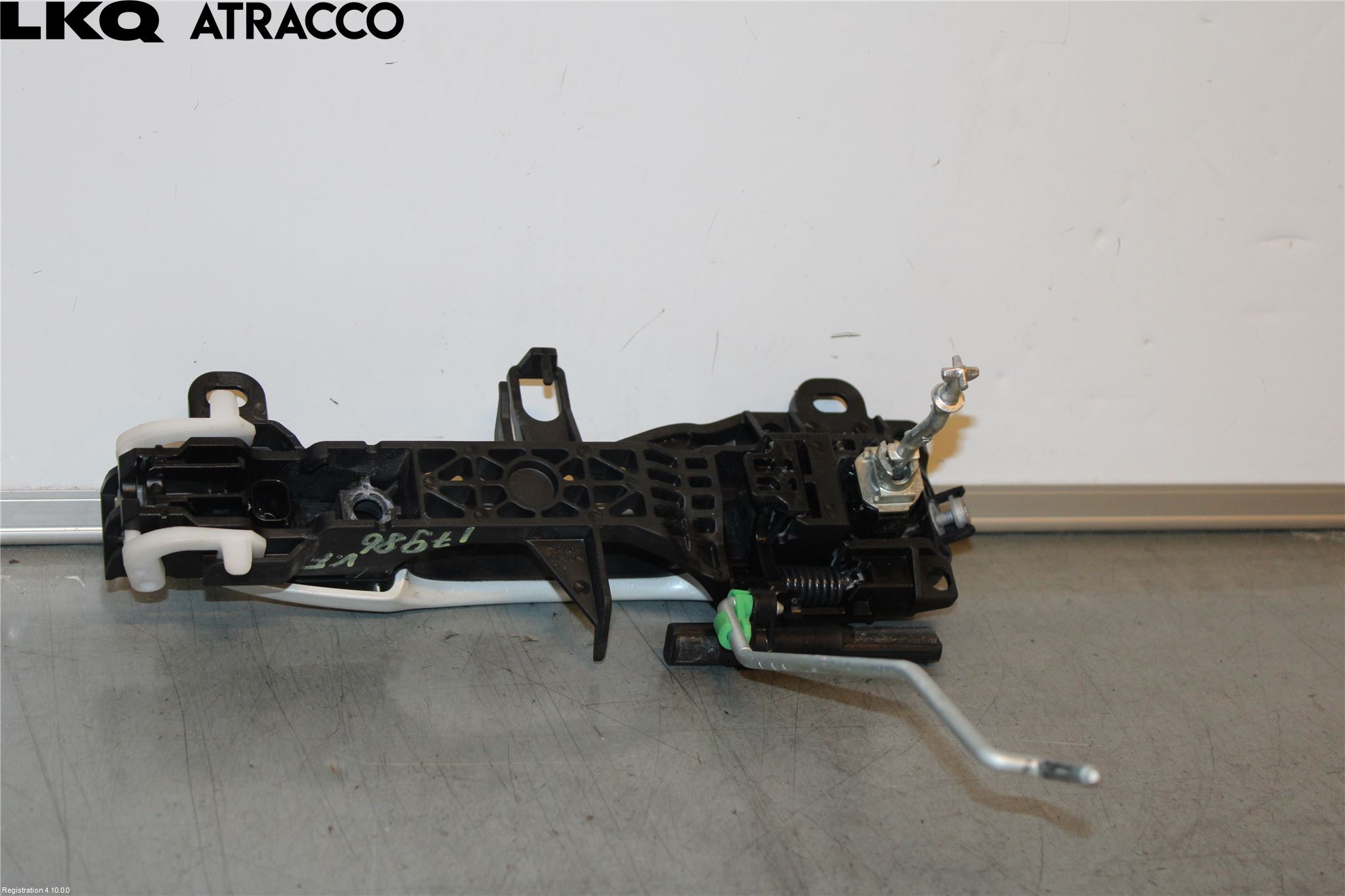 Toyota bZ4X EA10 22- Dörrhandtag Yttre Vä