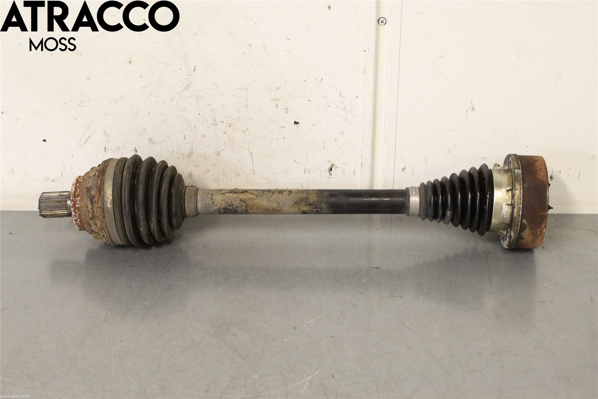 Volkswagen VW GOLF VI 09-13 Drivaxel Fram Vänster