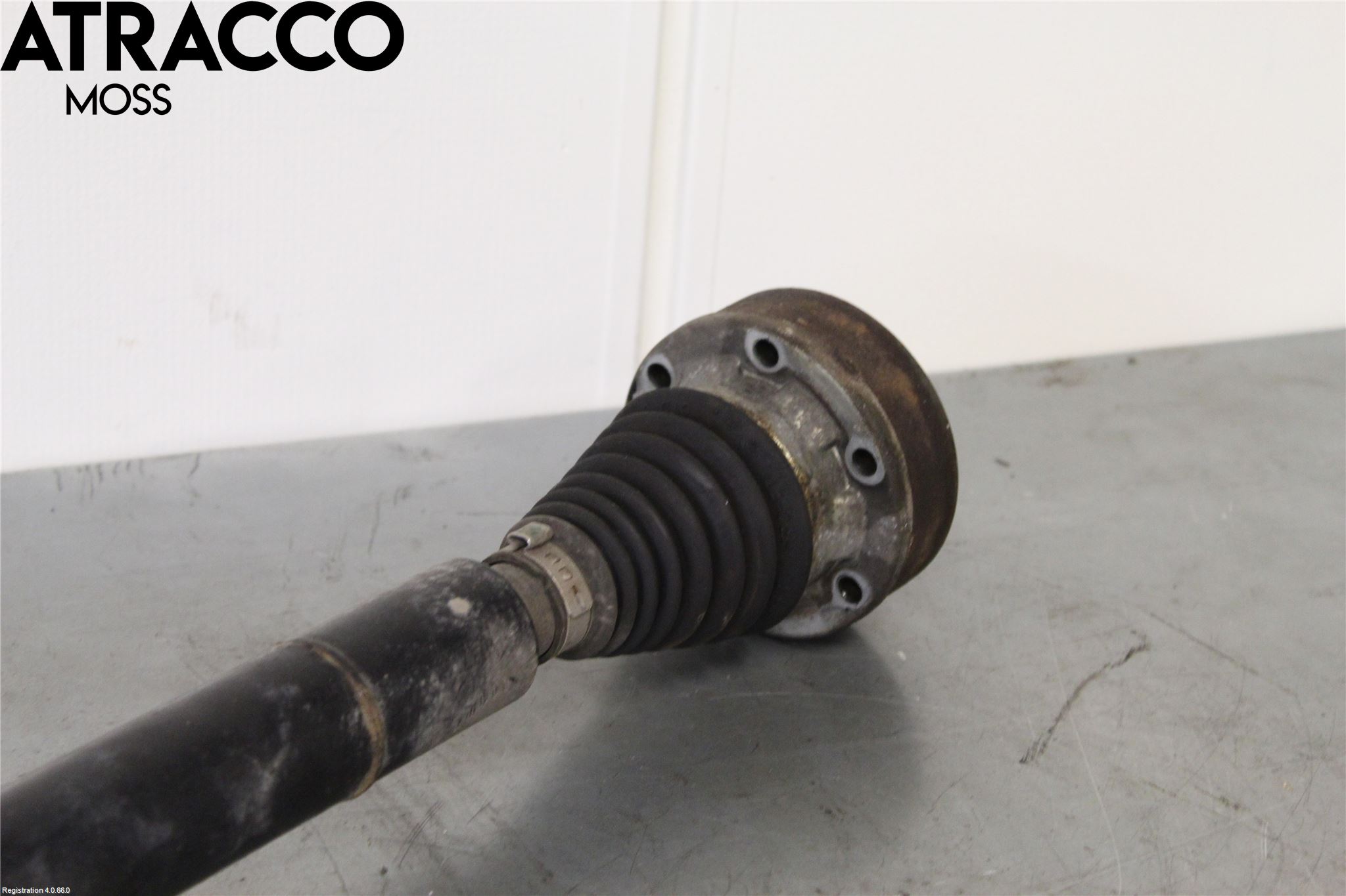 Volkswagen VW GOLF VI 09-13 Drivaxel Fram Höger