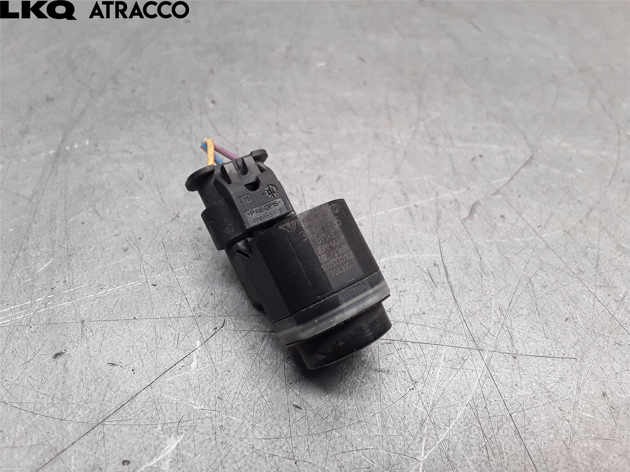 Volvo V40 12-19 Parkeringshjälp Frontsensor
