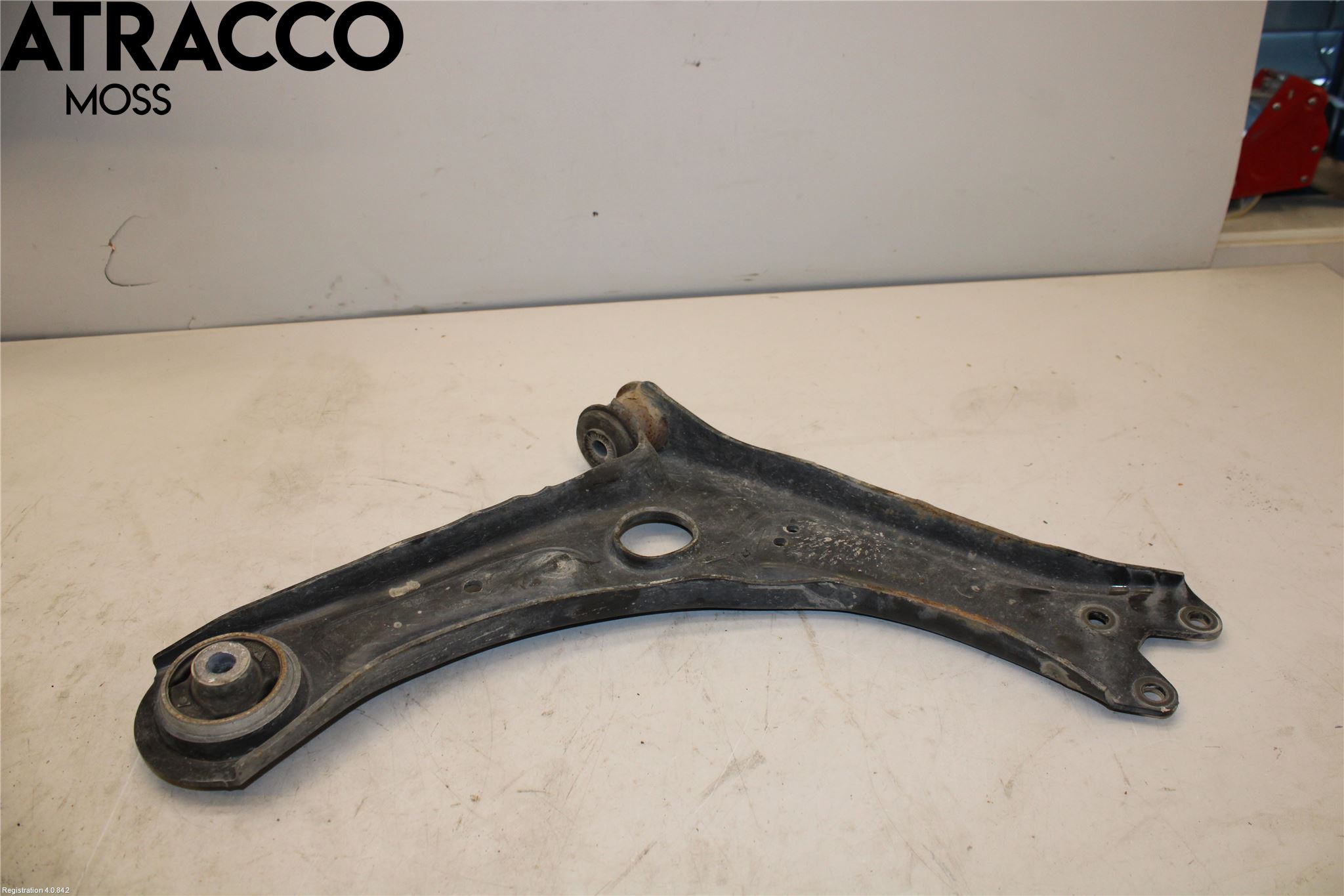 Volkswagen VW CADDY 16-20 Bärarm Fram Undre Vä