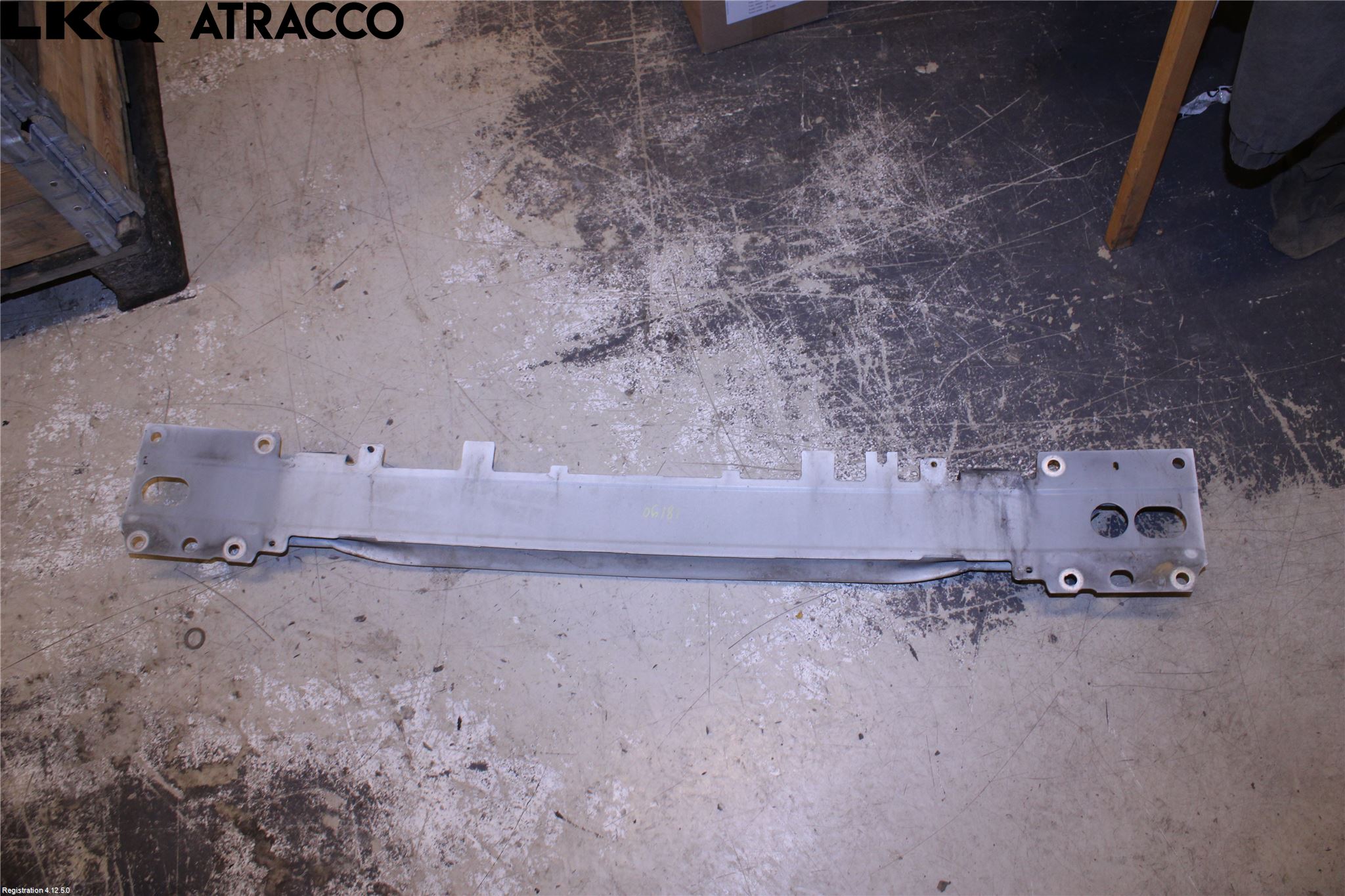 Volvo V60 14-18 Stötfångarbalk Fram