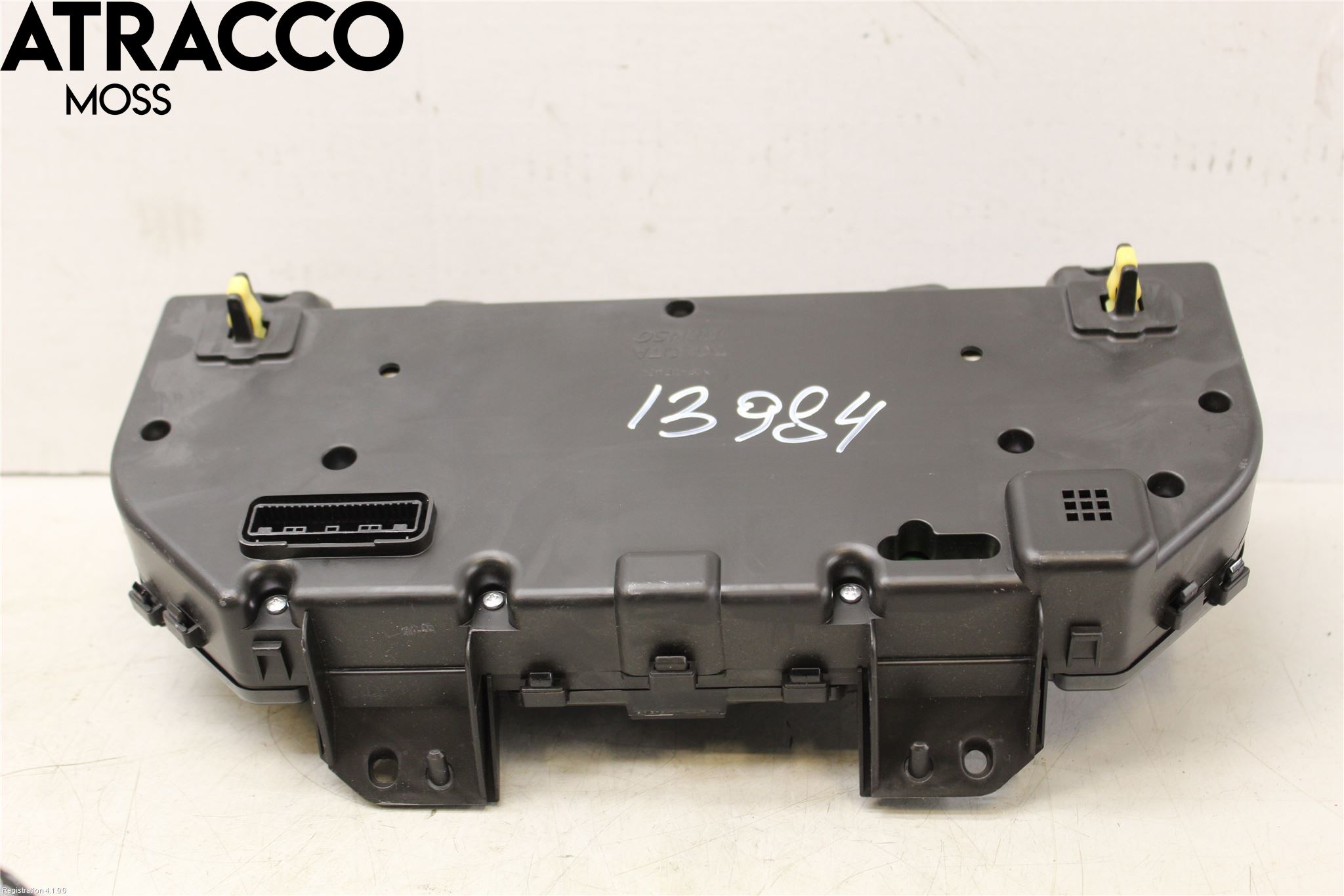 Toyota AVENSIS 09-15 Instrument Komb