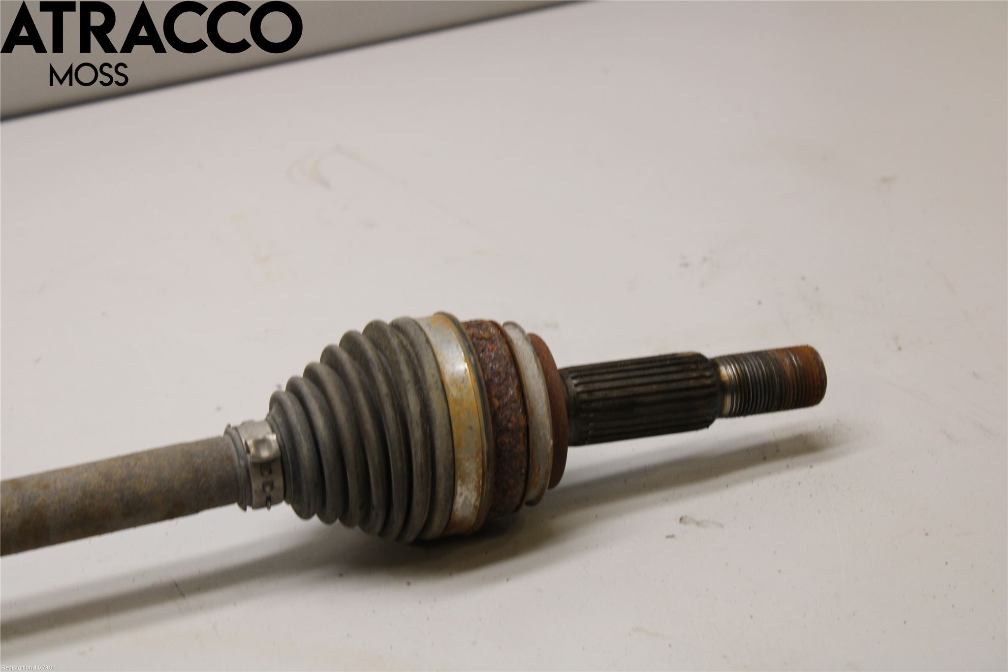 Toyota RAV4 13-18 Drivaxel Bak Vänster