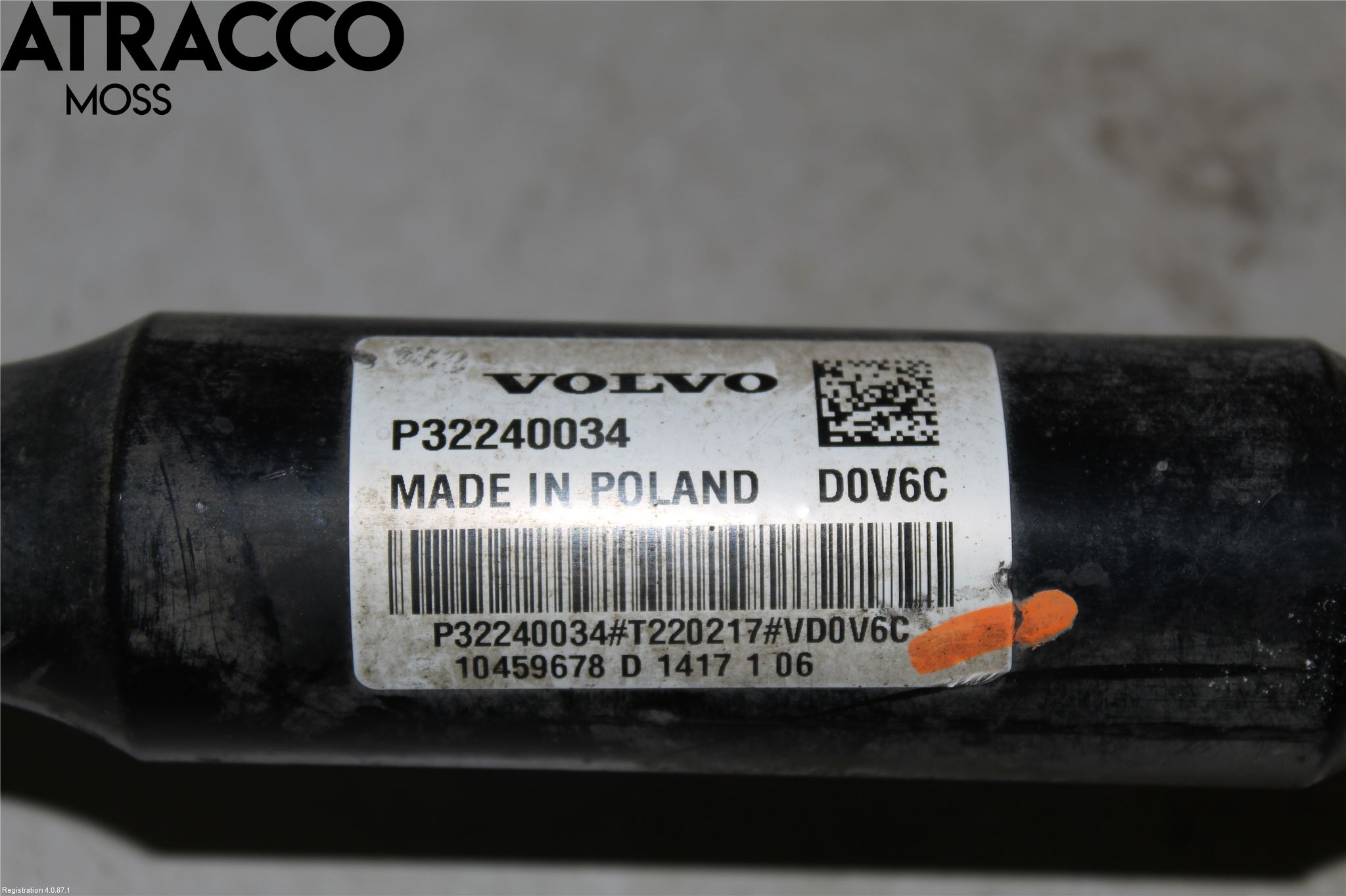 Volvo XC40/RECHARGE 18- Drivaxel Bak Höger