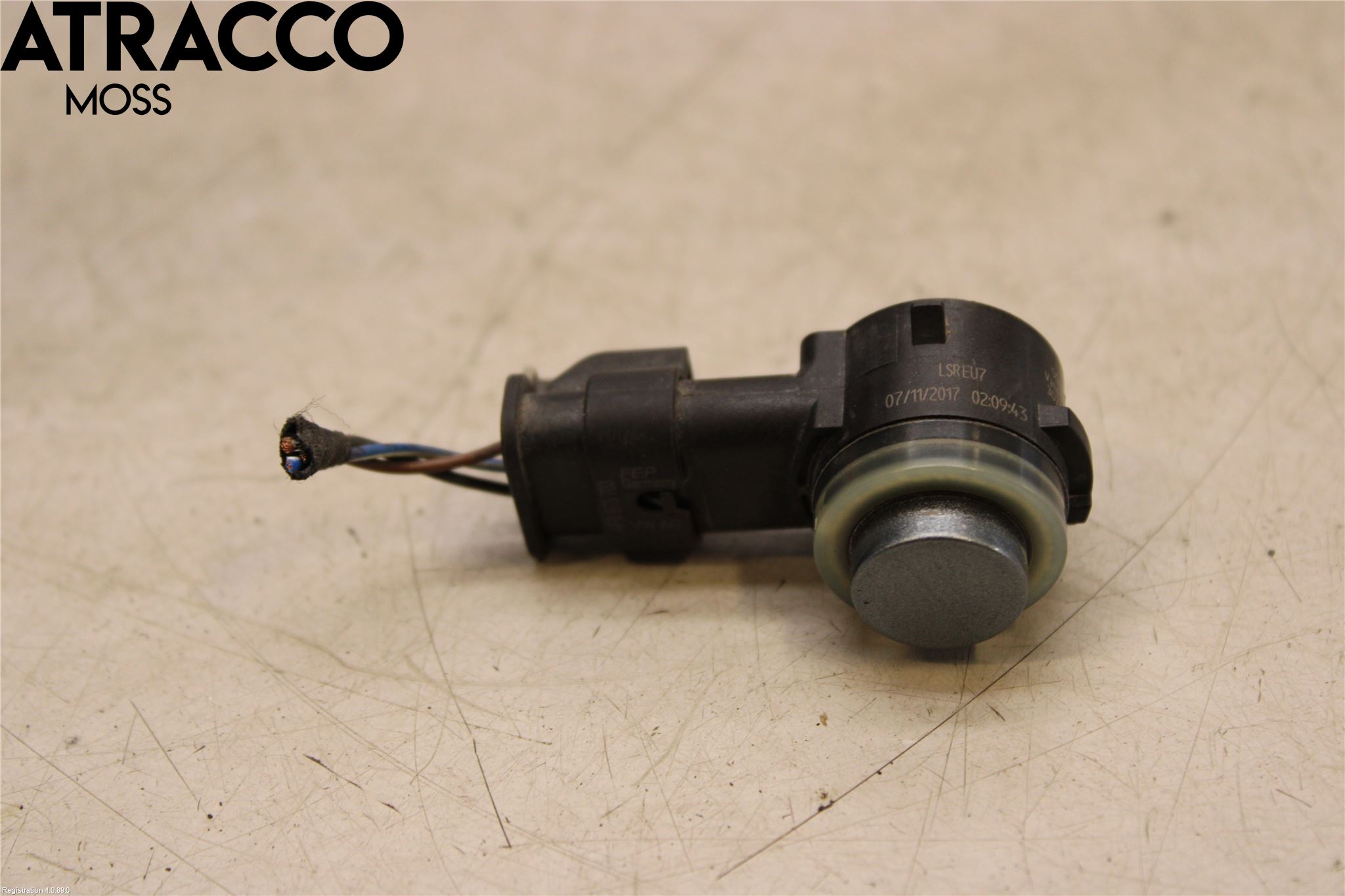 Skoda SUPERB 16-24 Parkeringshjälp Frontsensor