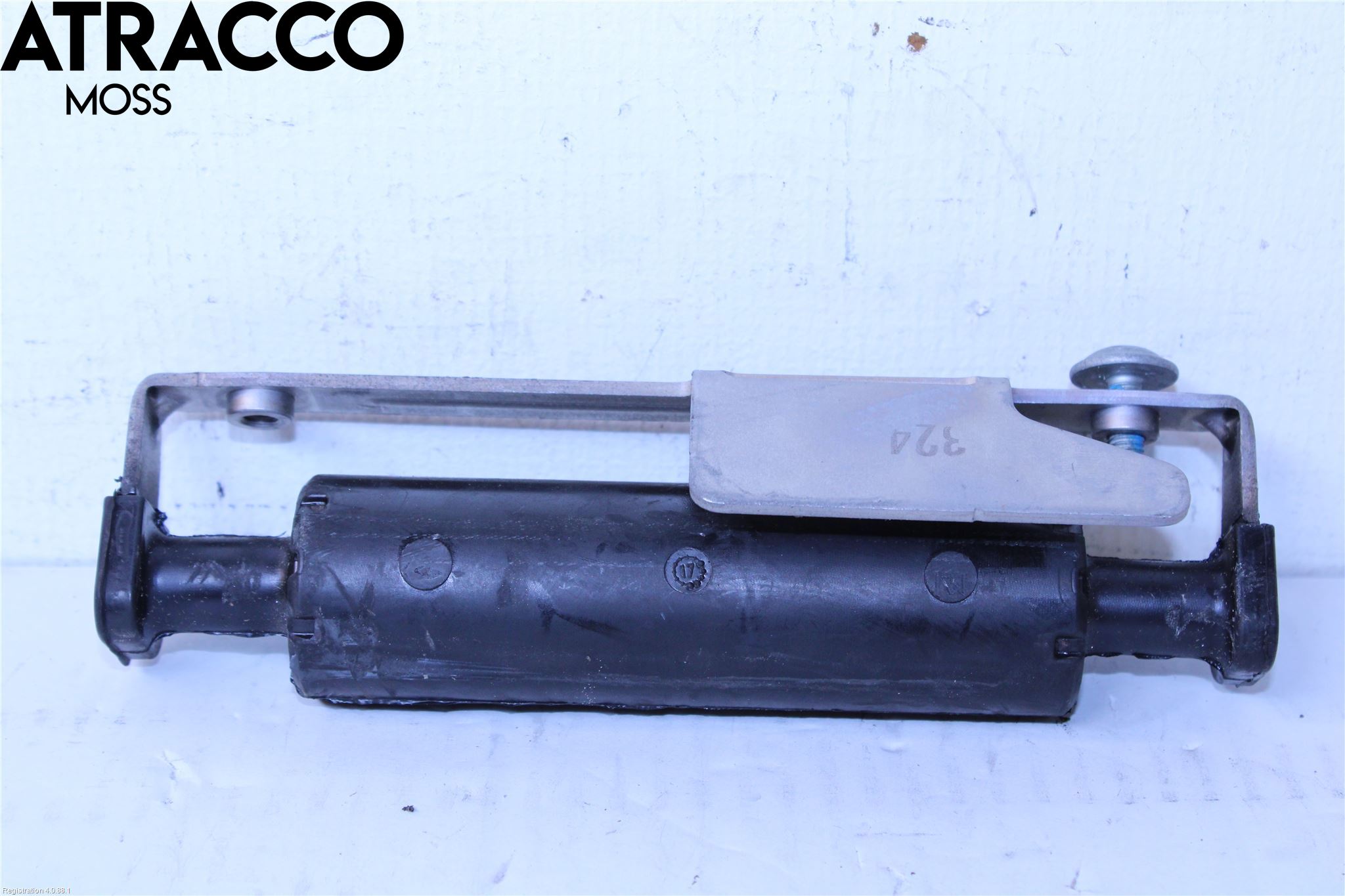 Mercedes-Benz MB E-KLASS (W213) 16-23 Vibrationsdämpare