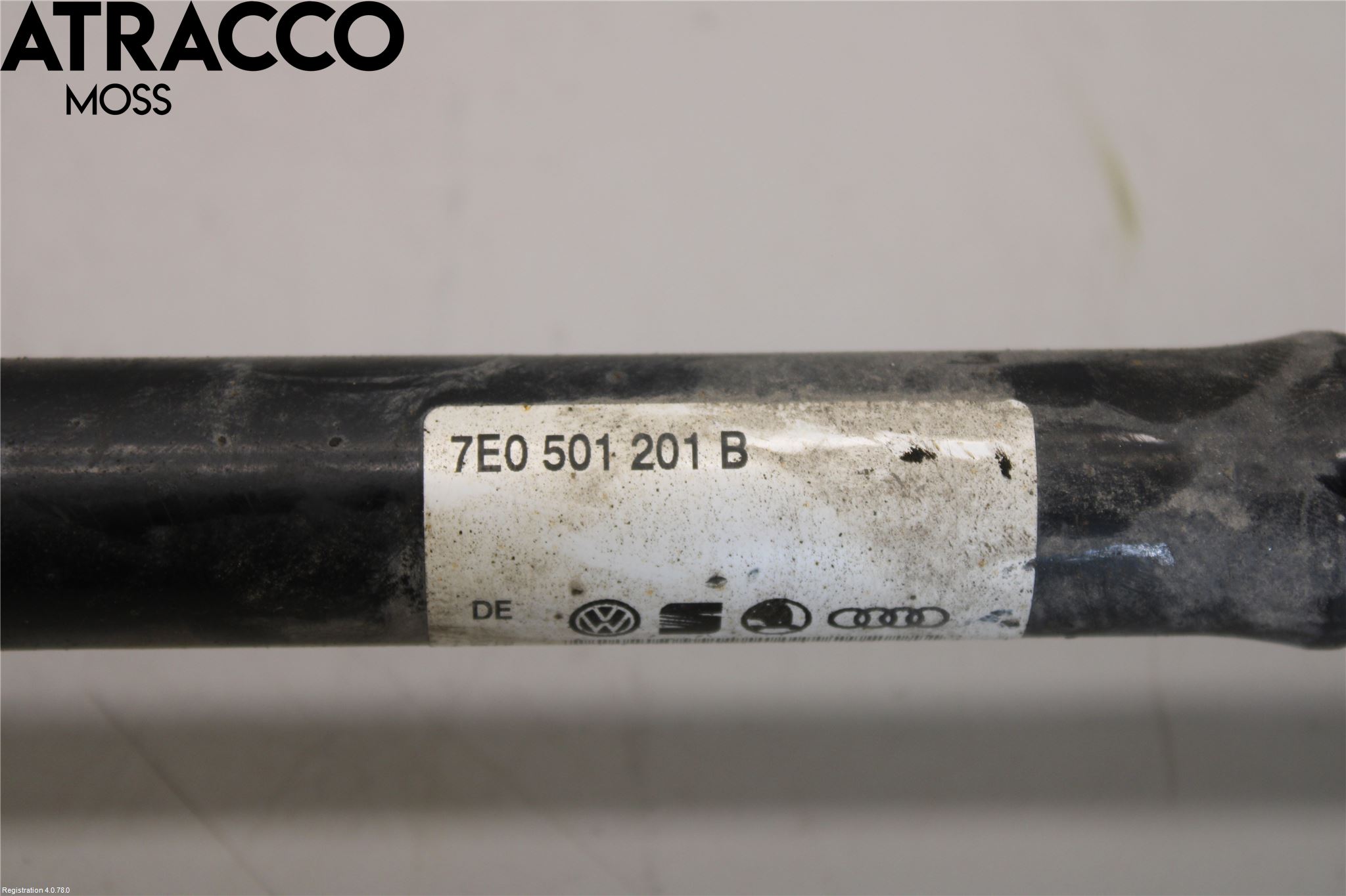 Volkswagen VW TRANSP/CARAVELLE (T5) 04-15 Drivaxel Bak Vänster
