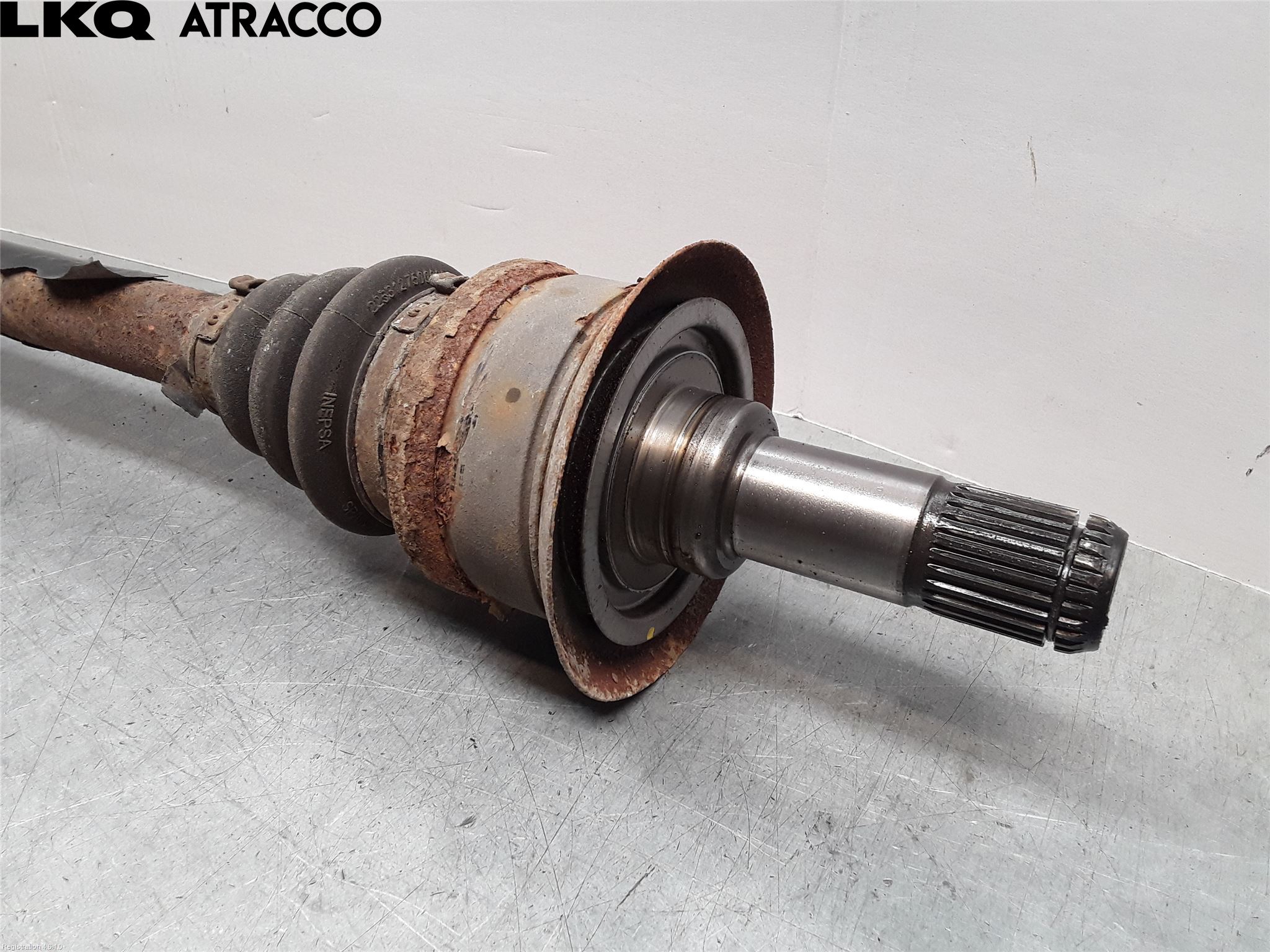 BMW 5 F10/F11/F18 09-17 Drivaxel Bak Höger