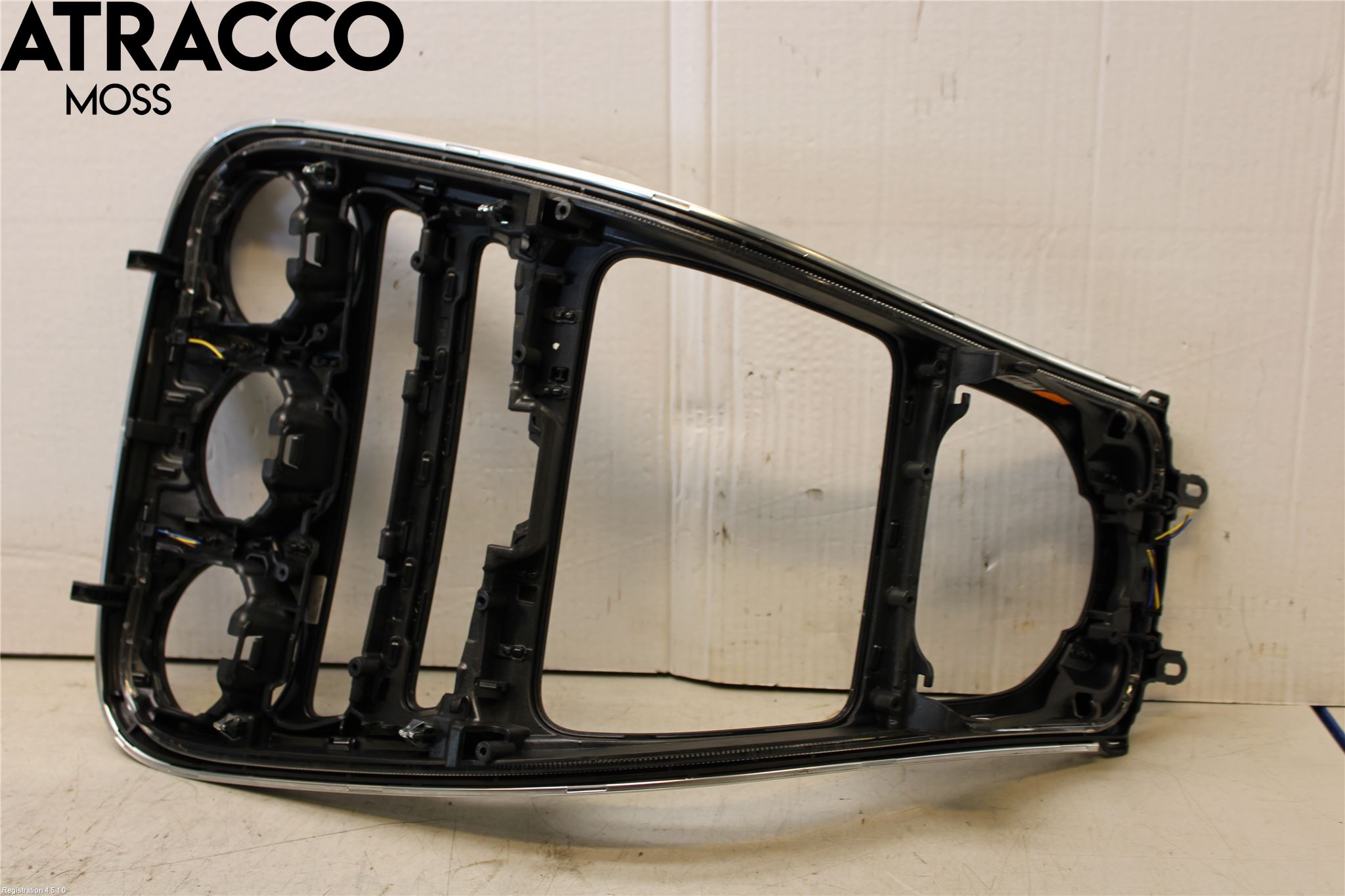 Mercedes-Benz MB C-KLASS (W205) 14-21 Instrumentkonsoll Mitt