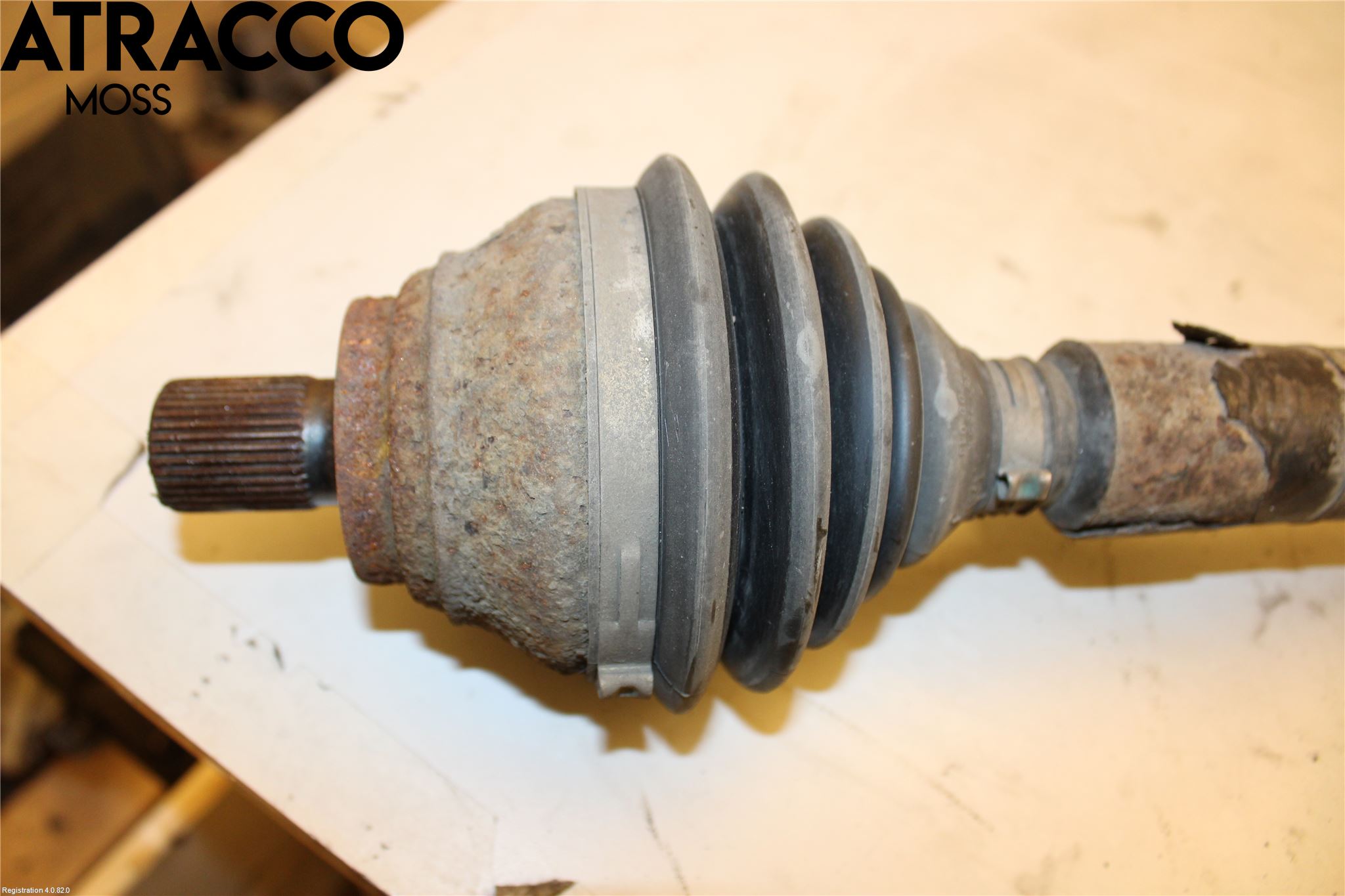 Volkswagen VW GOLF PLUS/CROSS GOLF 04-14 Drivaxel Fram Höger