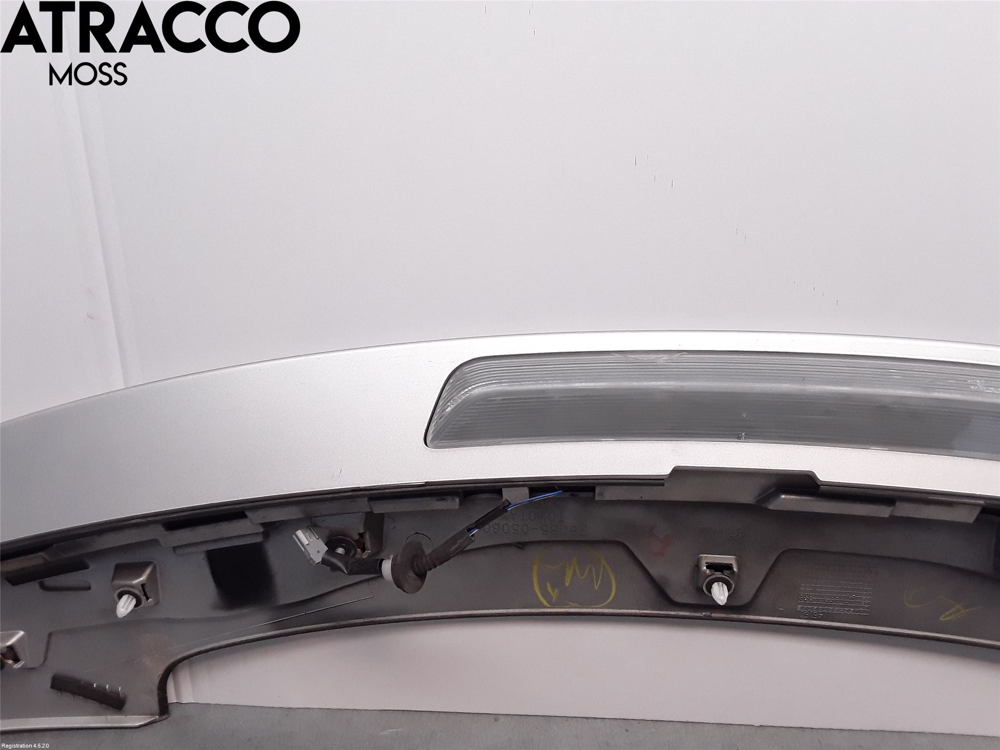 Toyota AVENSIS 09-15 Spoiler Baklucka
