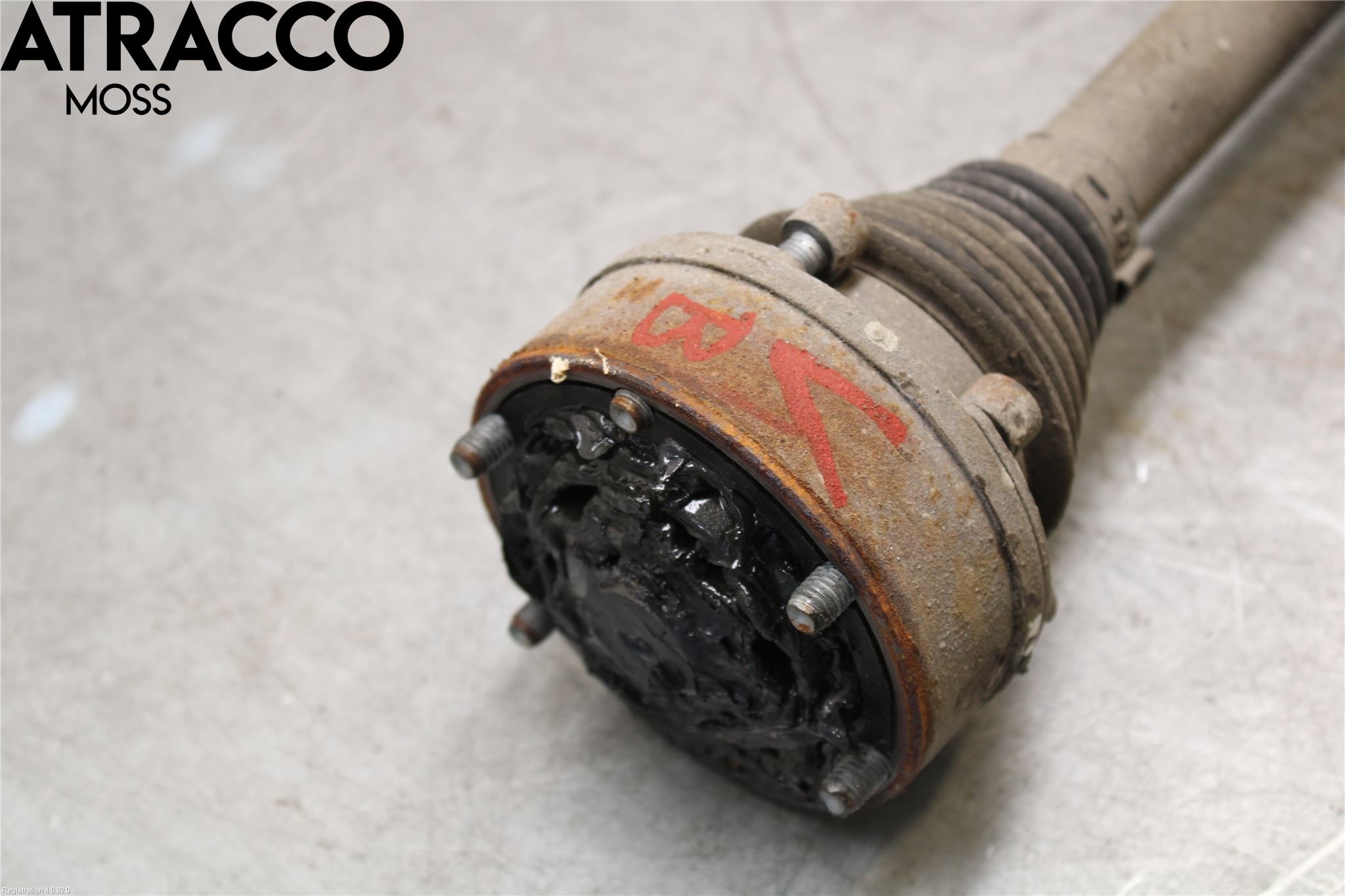 Volkswagen VW GOLF VI 09-13 Drivaxel Bak Vänster
