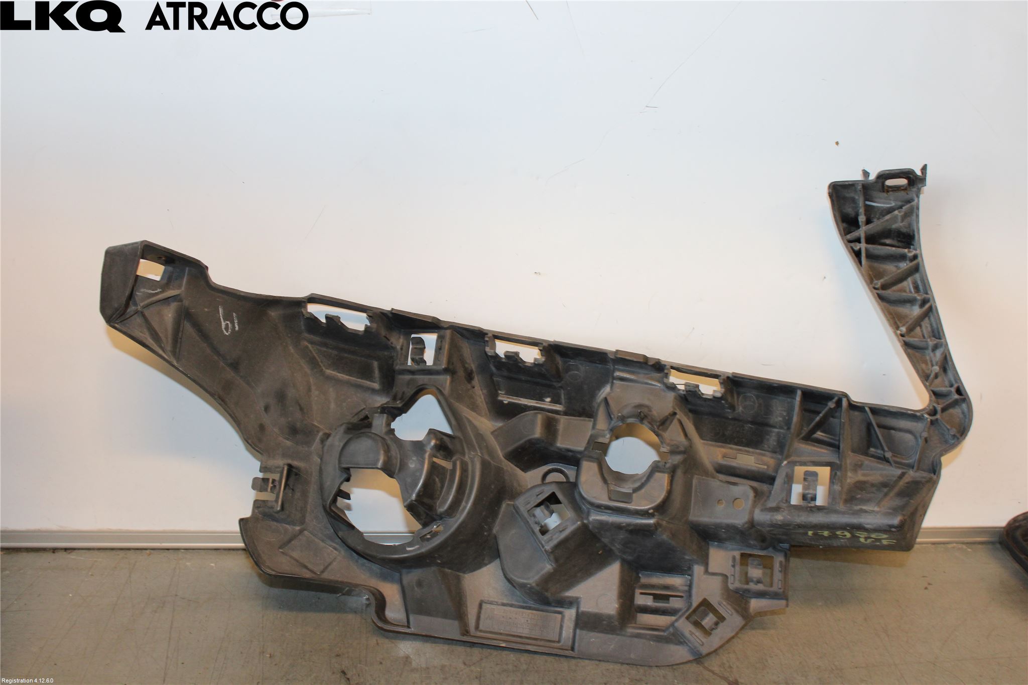 BMW X3 F25 10-17 Stötfångarbärjärn Fram