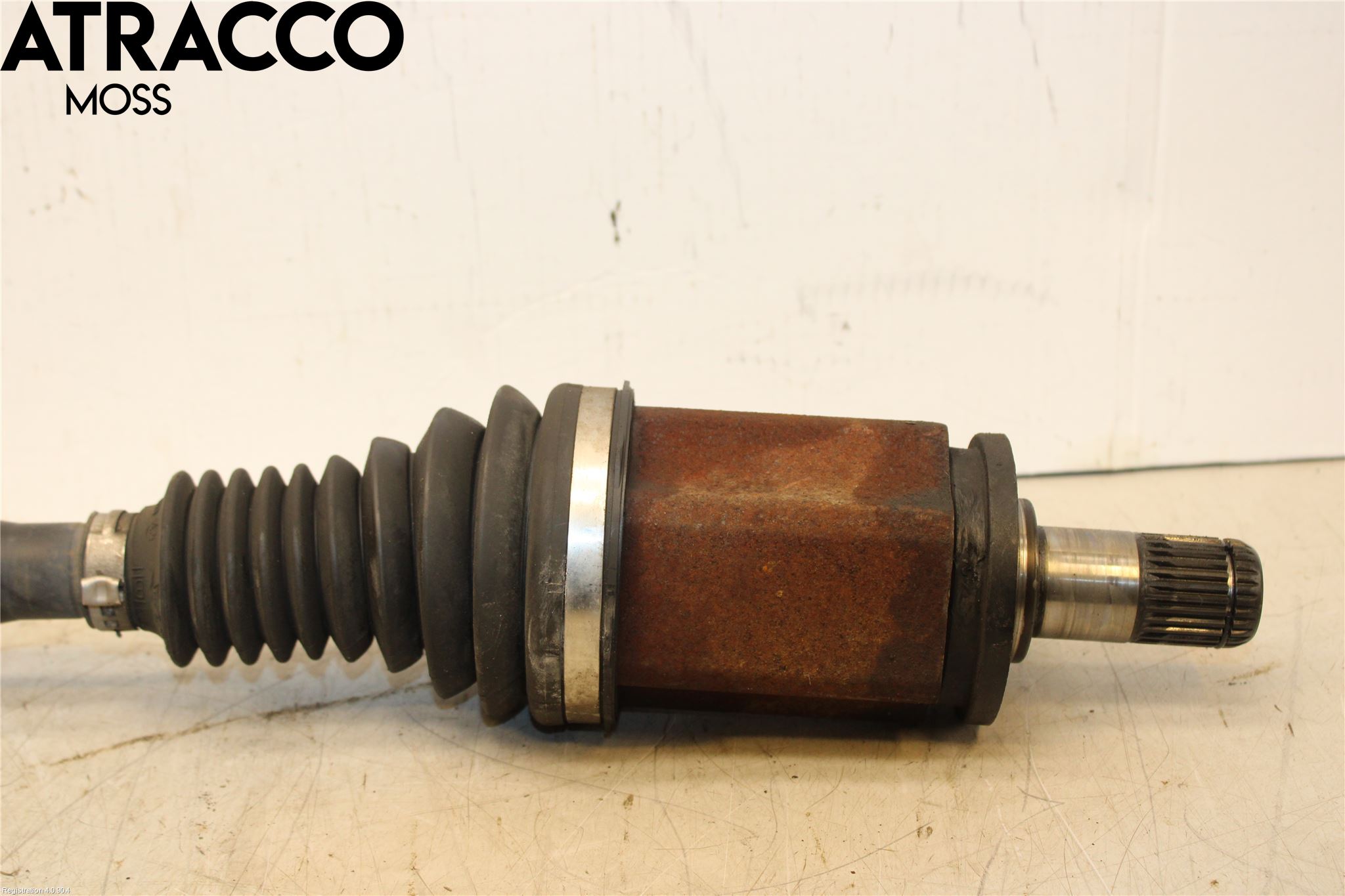 BMW 7 F01/02/03/04 09-15 Drivaxel Fram Vänster