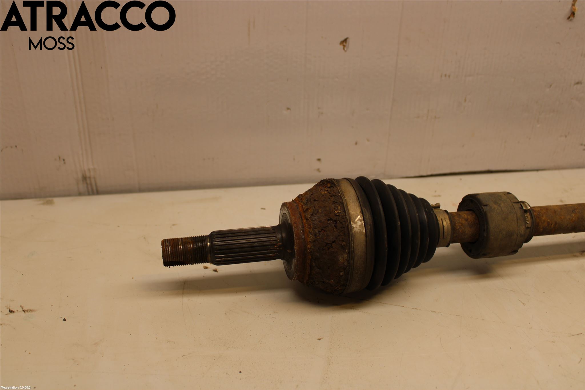 Toyota AVENSIS 09-15 Drivaxel Fram Vänster
