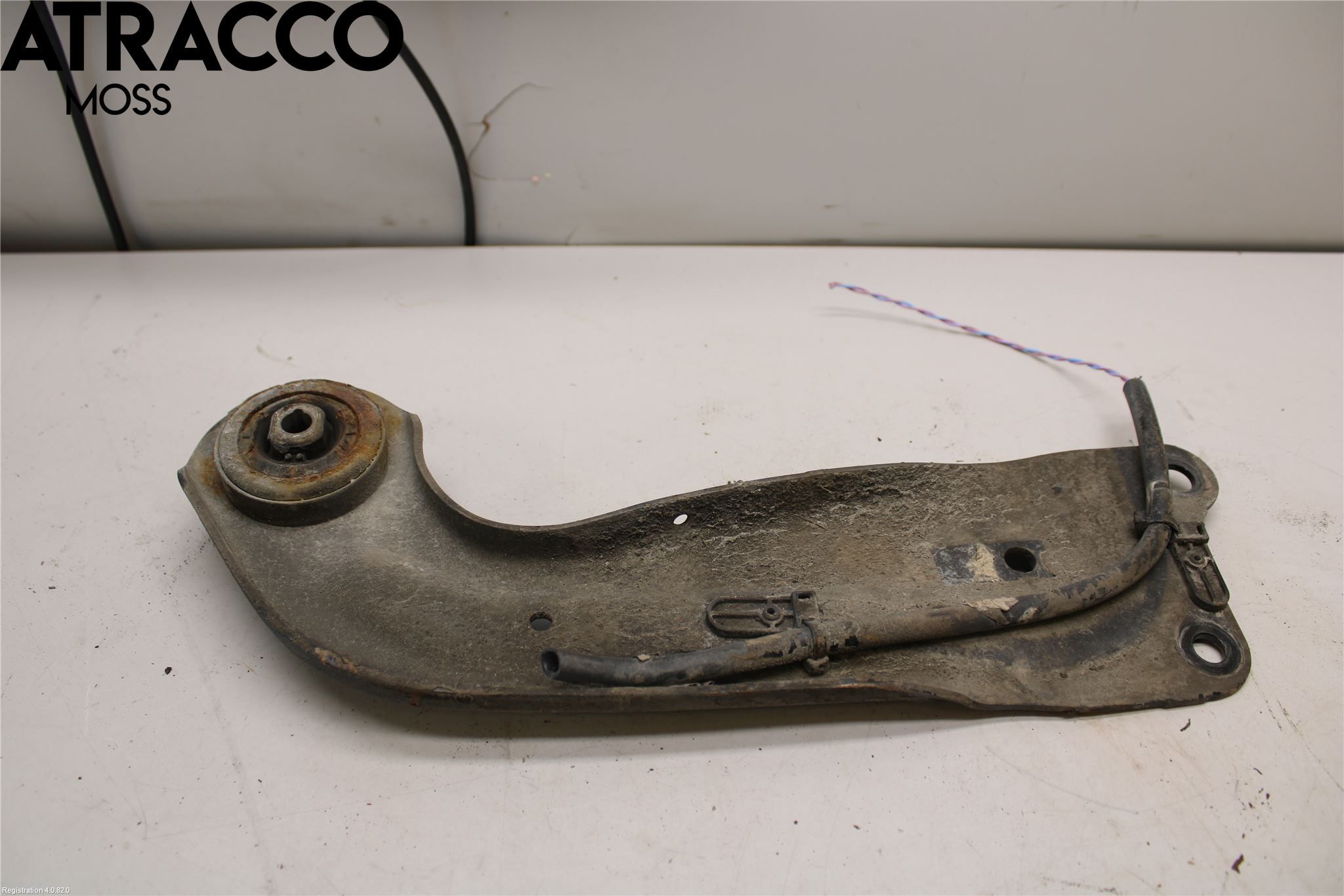 Volkswagen VW PASSAT 15-19 Bärarm Bak Höger