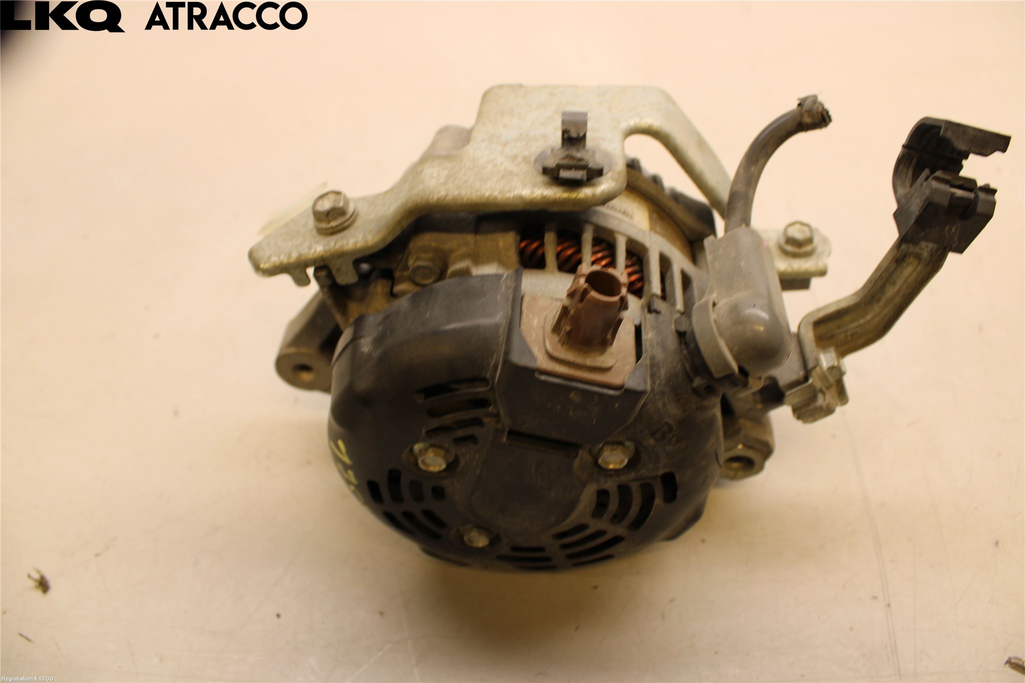 Toyota YARIS XP130 12-14 Generator