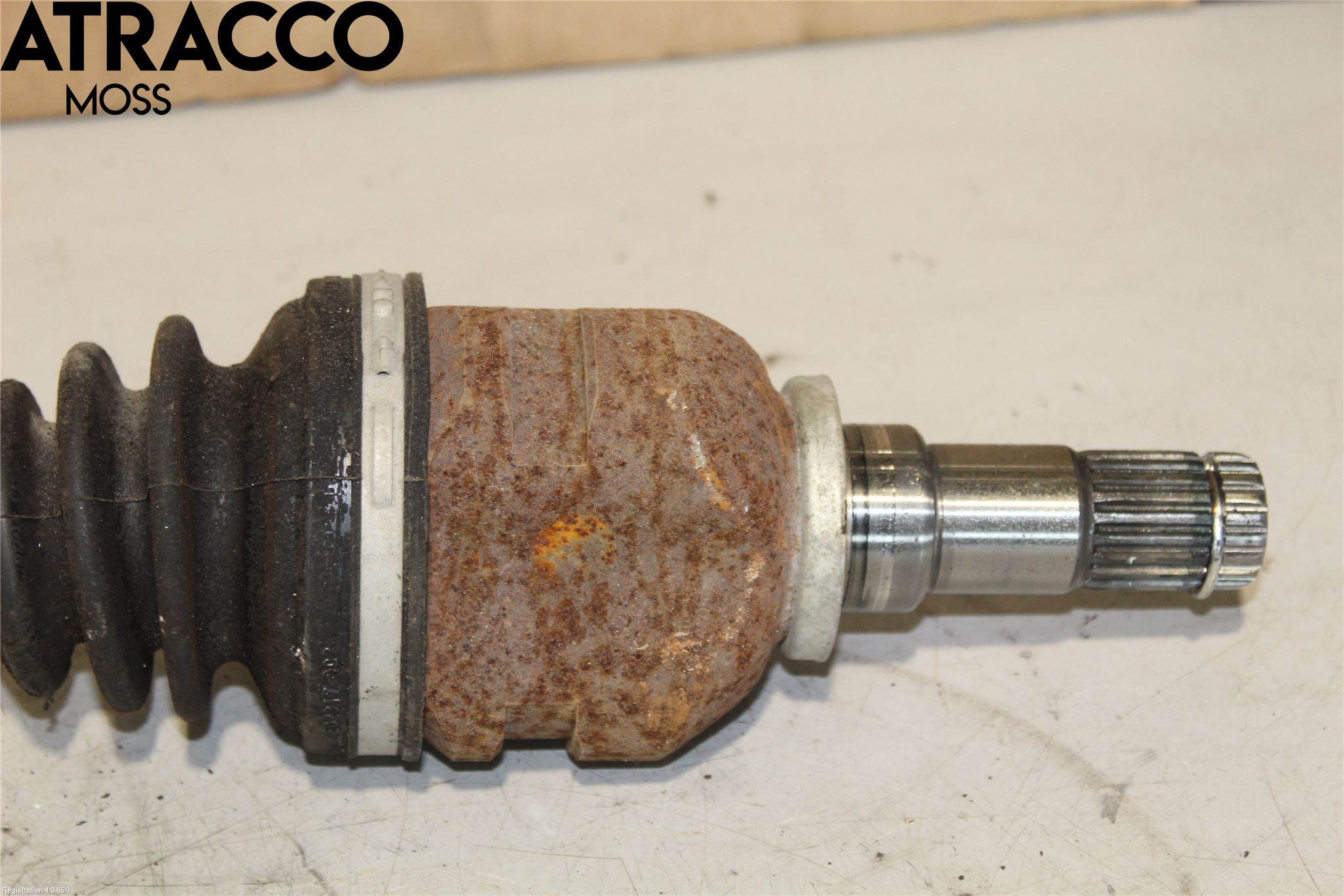 Toyota YARIS XP130 12-14 Drivaxel Fram Vänster
