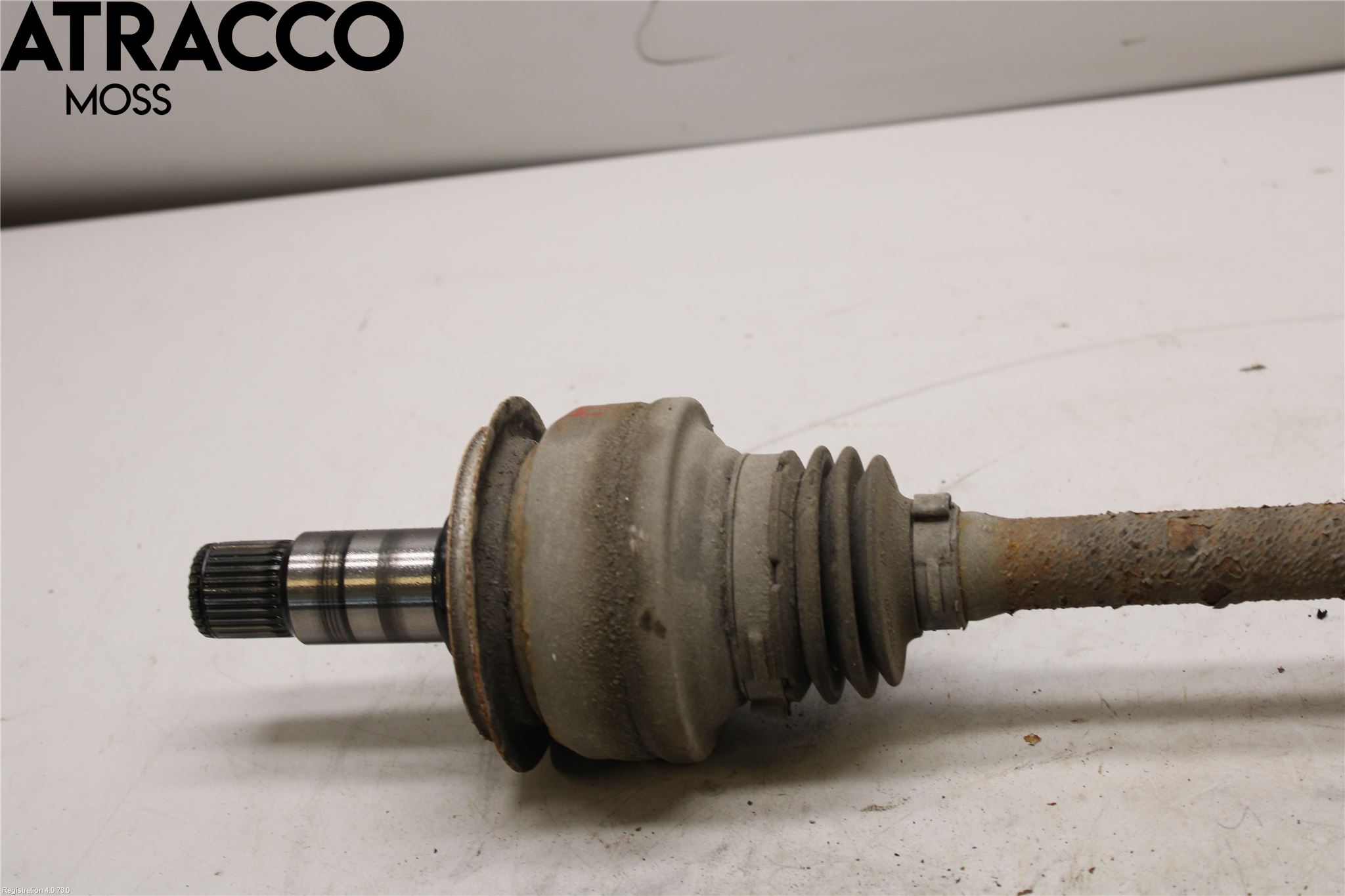 Mercedes-Benz MB E-KLASS (W212) 09-16 Drivaxel Bak Vänster