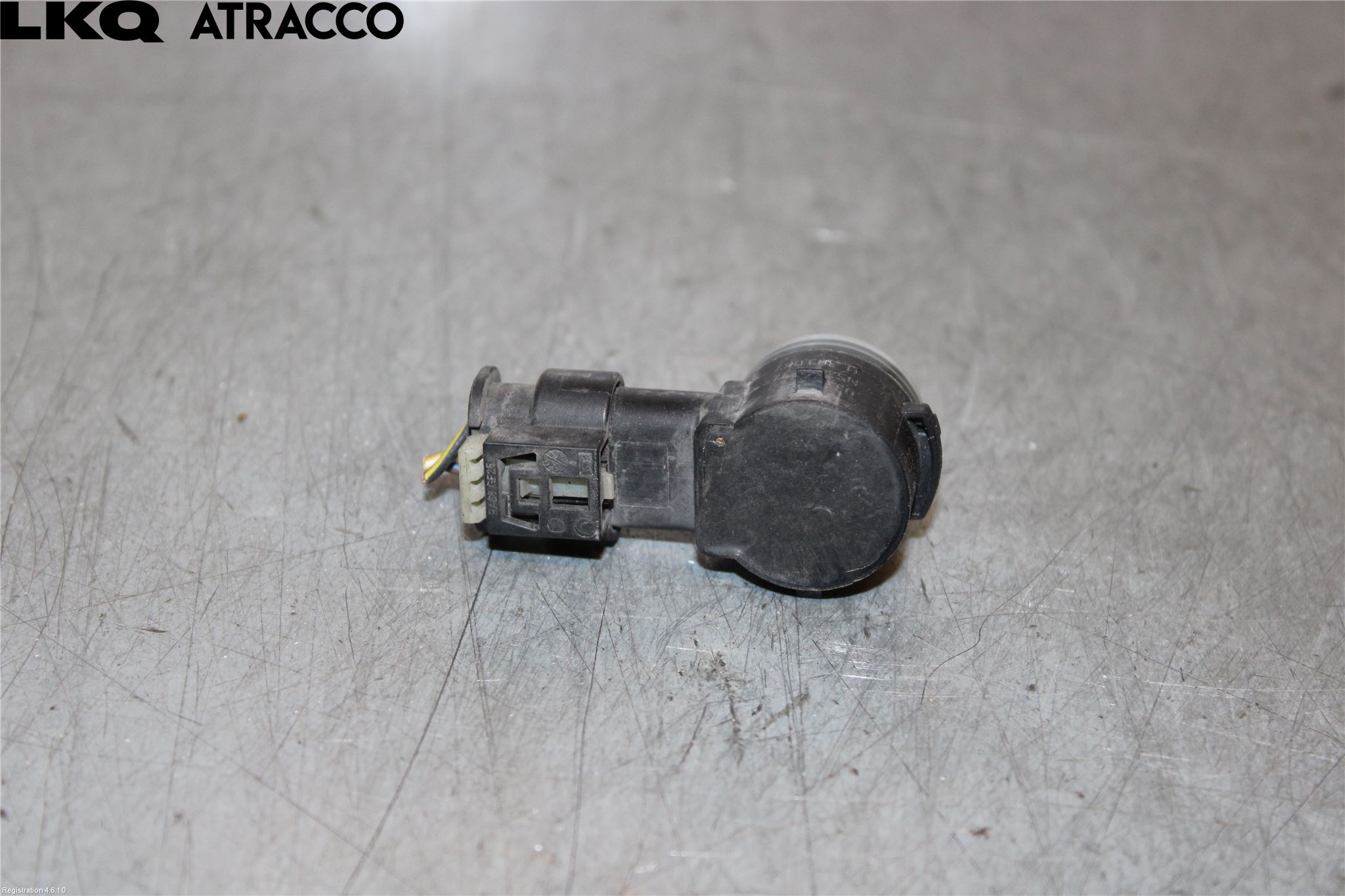 Mercedes-Benz MB C-KLASS (W205) 14-21 Parkeringshjälp Frontsensor