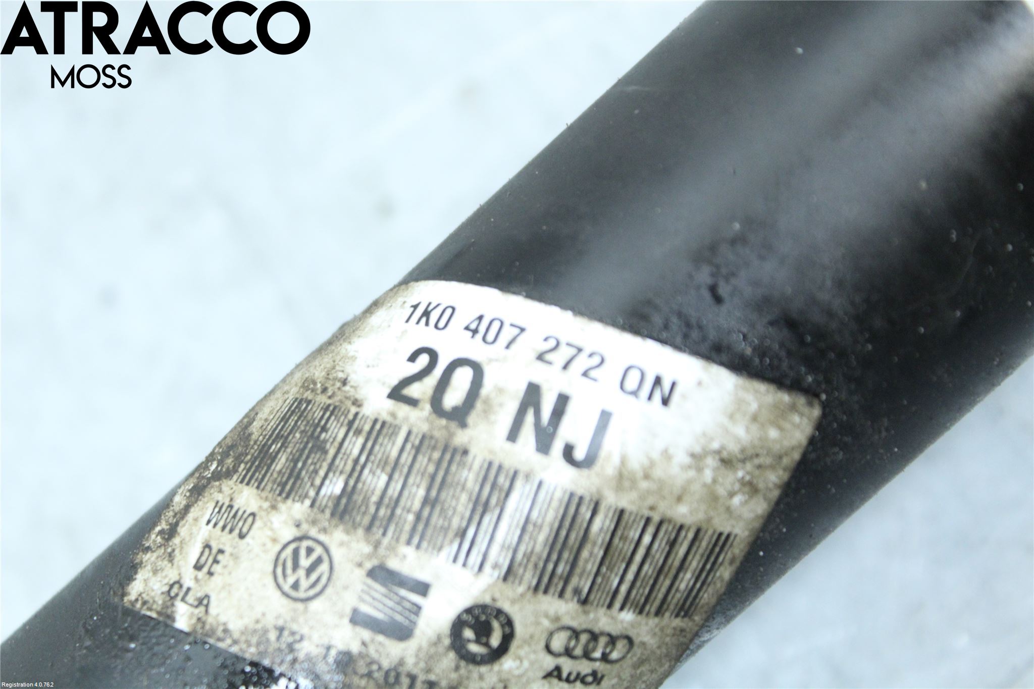 Volkswagen VW PASSAT 11-14 Drivaxel Fram Höger