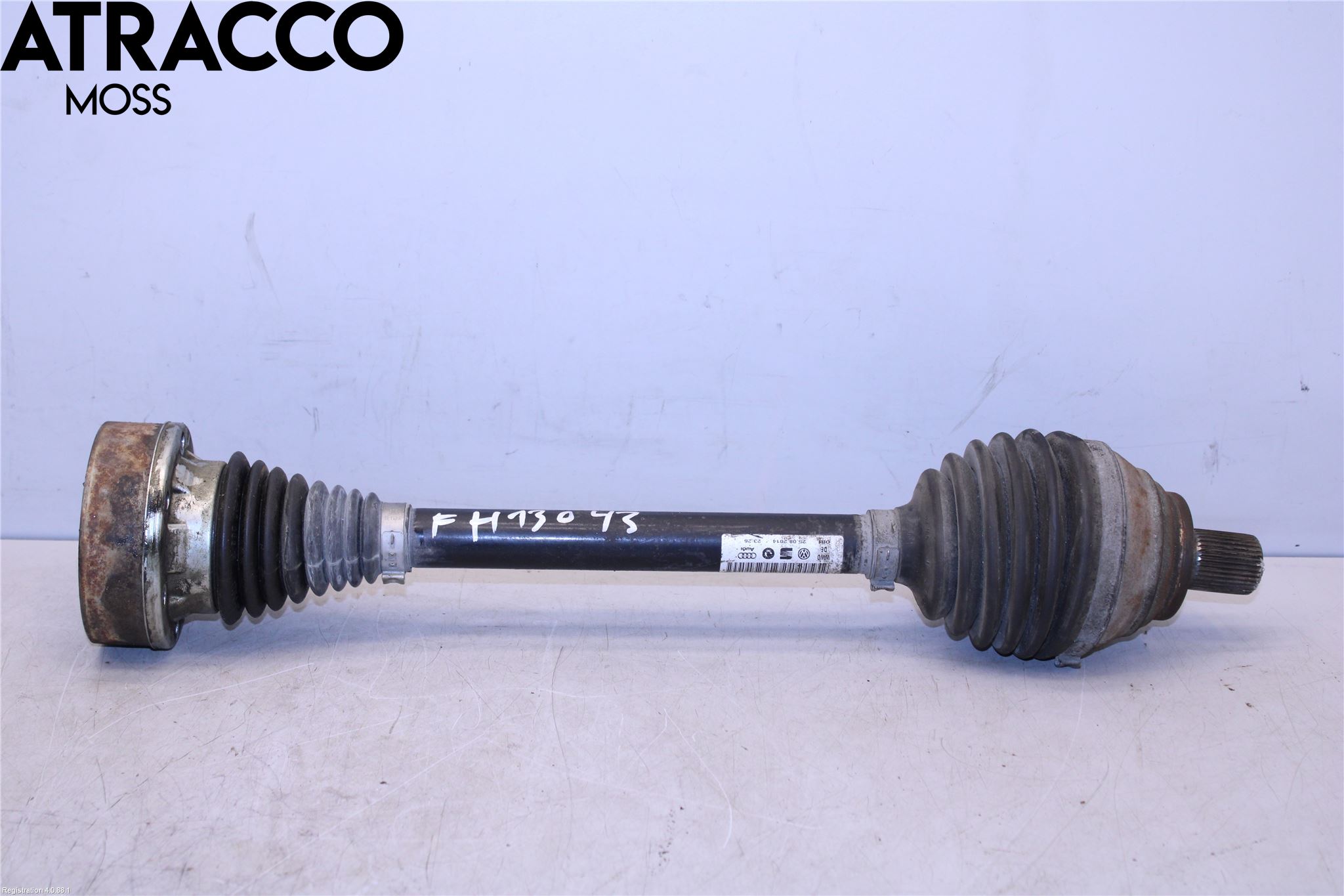 Volkswagen VW GOLF SPORTSVAN 15-20 Drivaxel Fram Höger