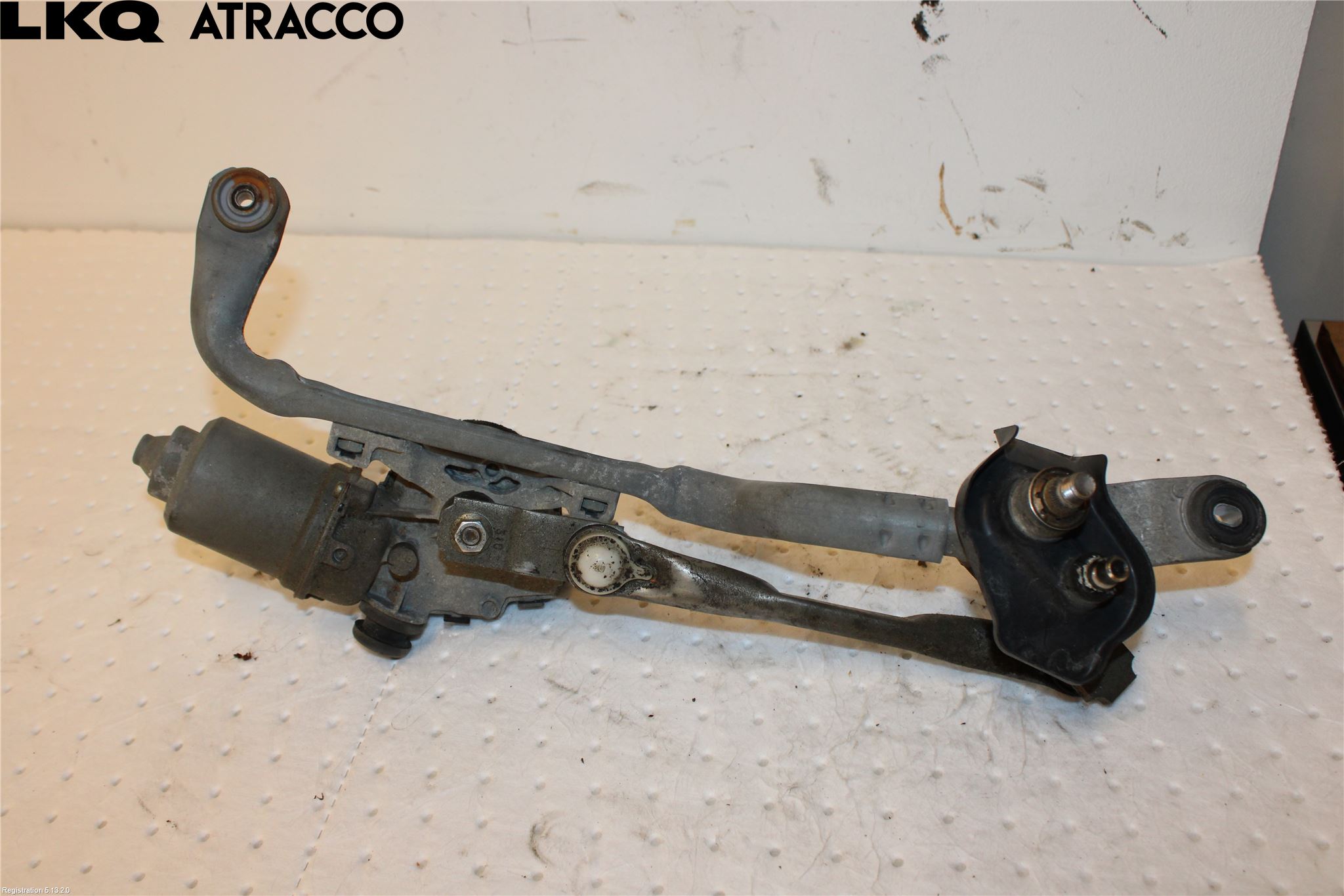 Toyota YARIS XP130 12-14 Torkarmotor Vindruta