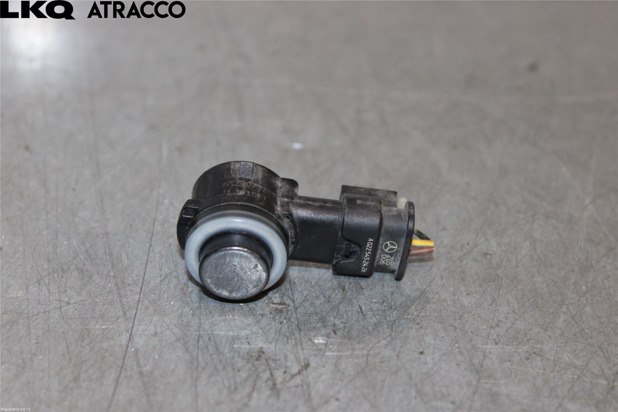 Mercedes-Benz MB C-KLASS (W205) 14-21 Parkeringshjälp Frontsensor