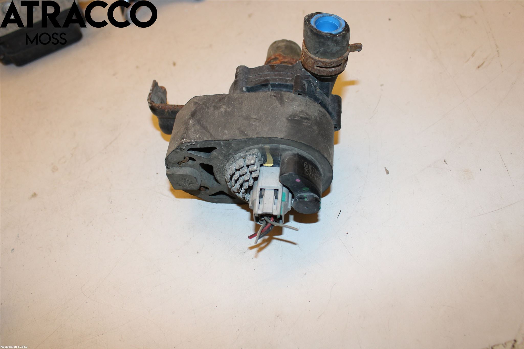 Tesla MODEL S 13- Vattenpump