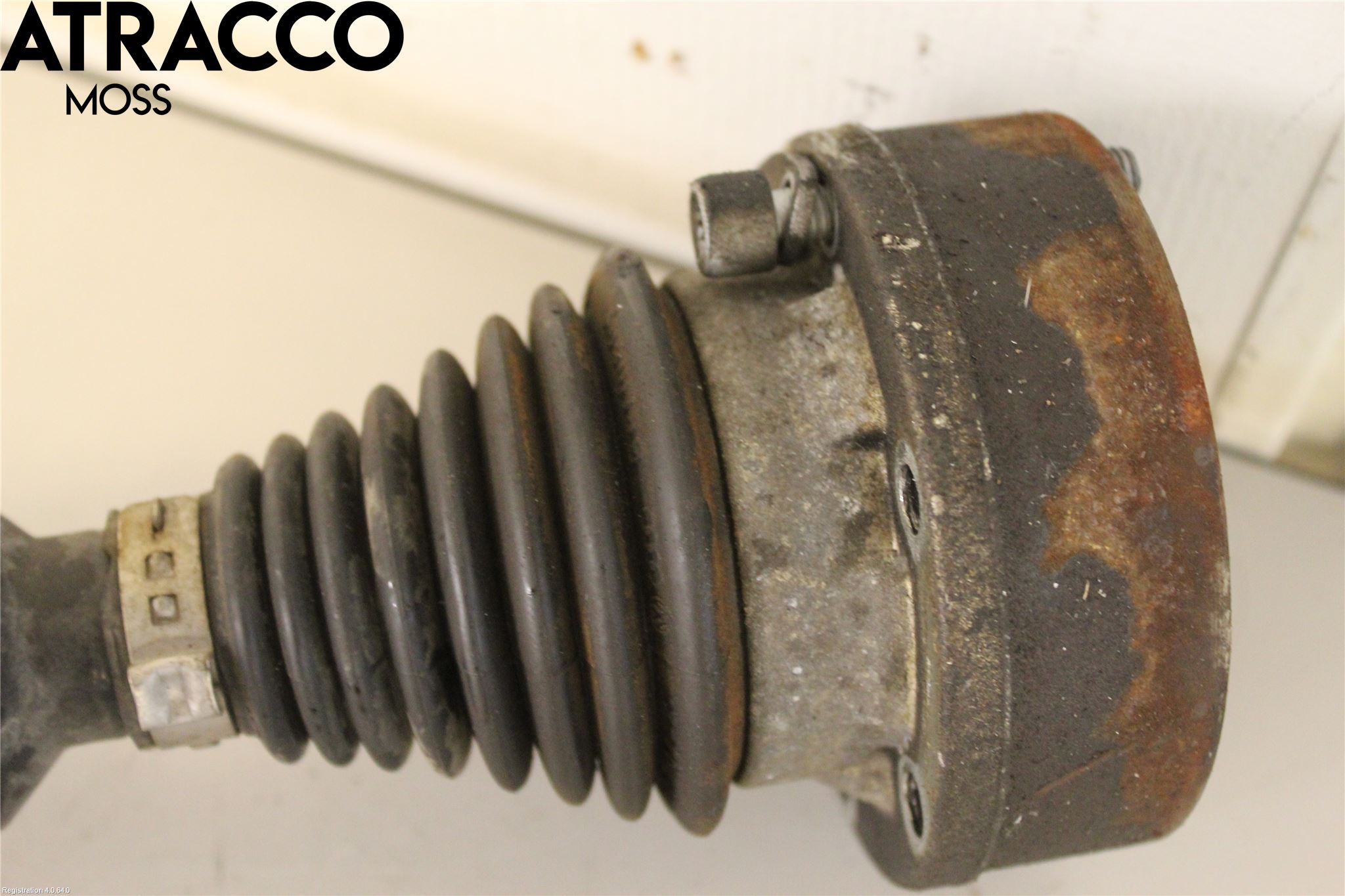 Skoda YETI Drivaxel Fram Höger