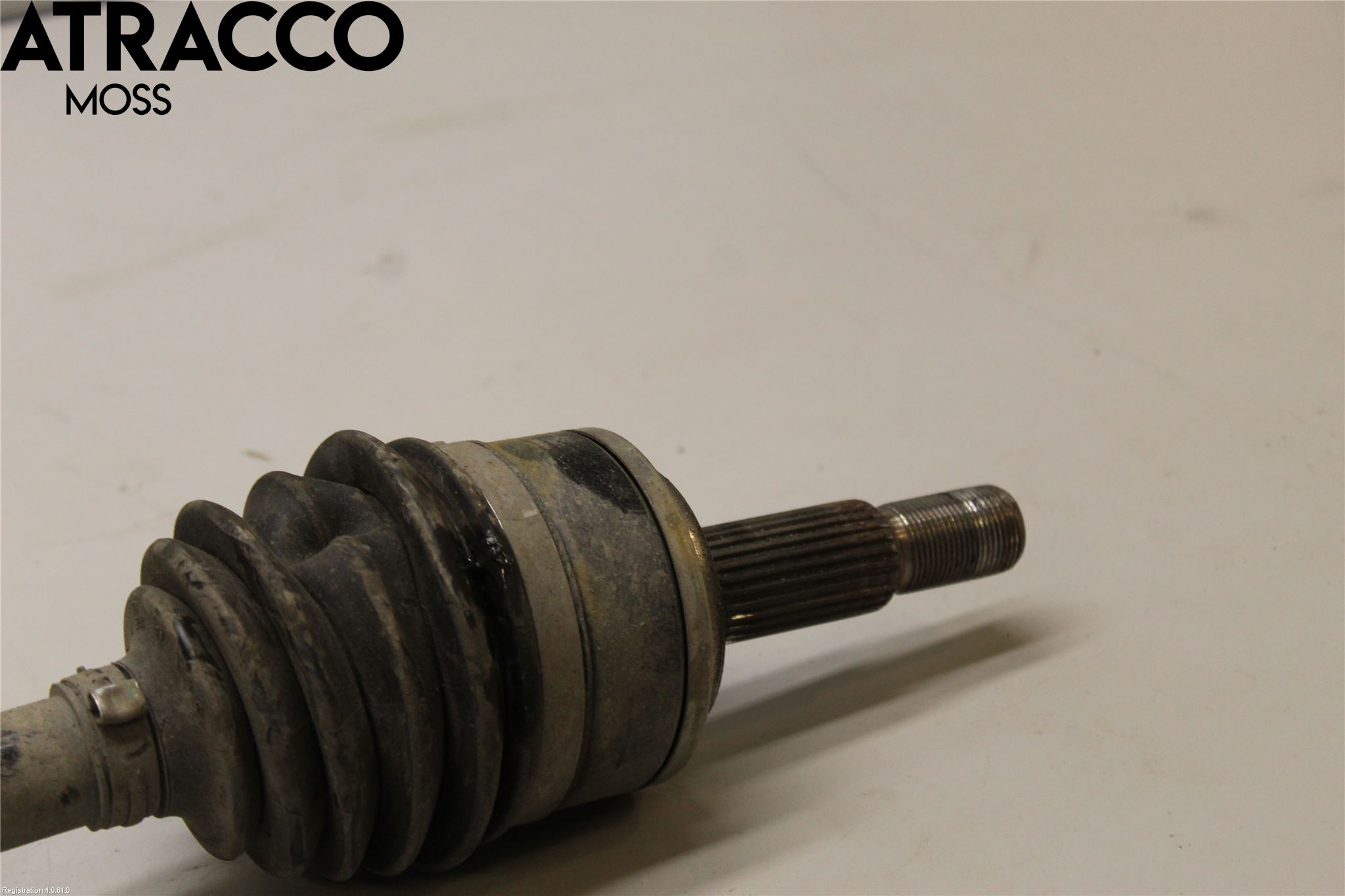 Toyota C-HR 16-23 Drivaxel Fram Vänster