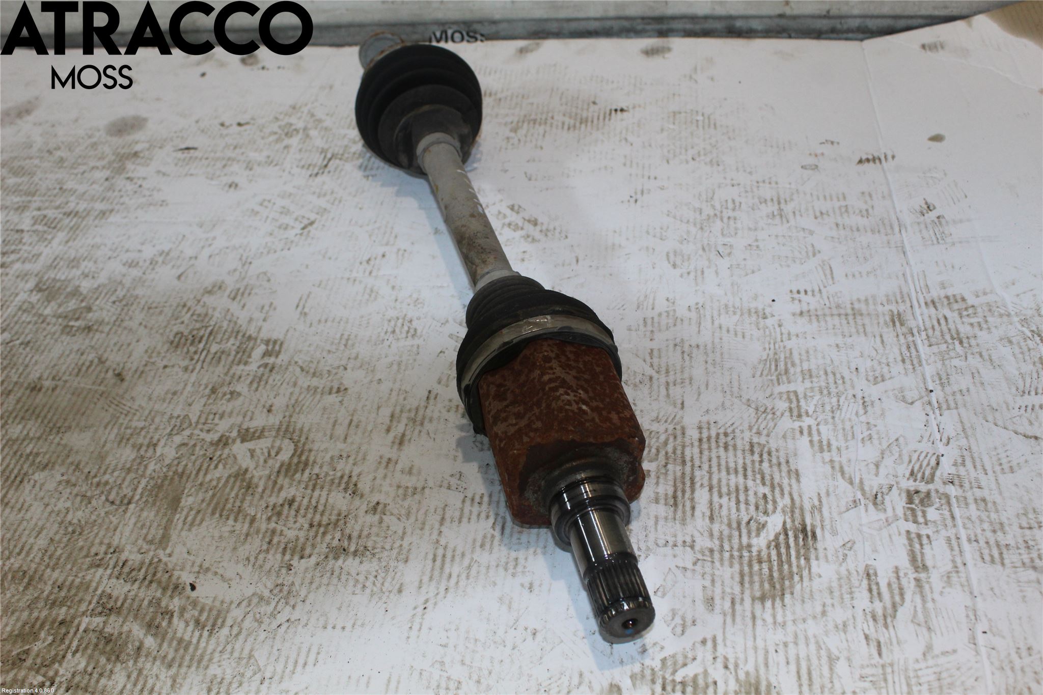 Volvo V40 12-19 Drivaxel Fram Vänster